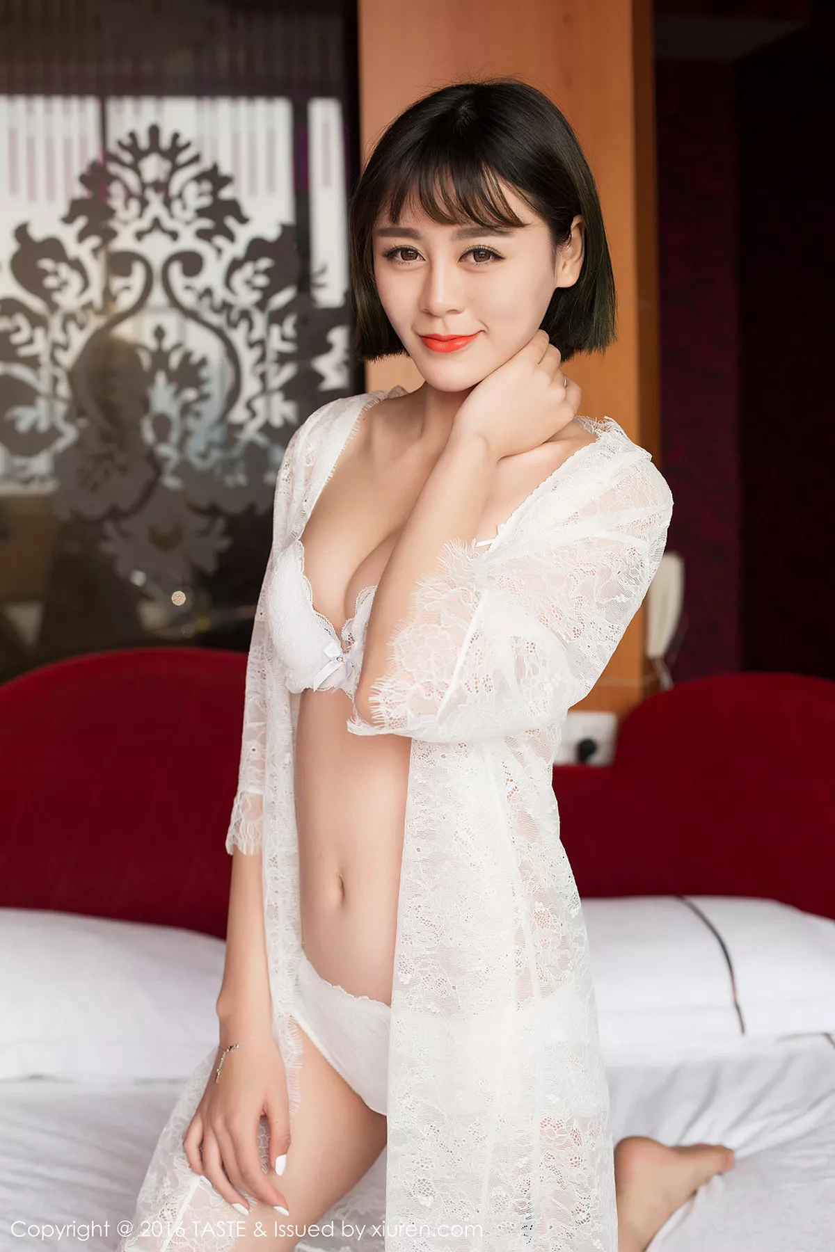 秀人集.com_[Taste顽味生活]Vol.010_嫩模汪萌萌白色内衣秀完美曲线性感红唇迷人写真69P