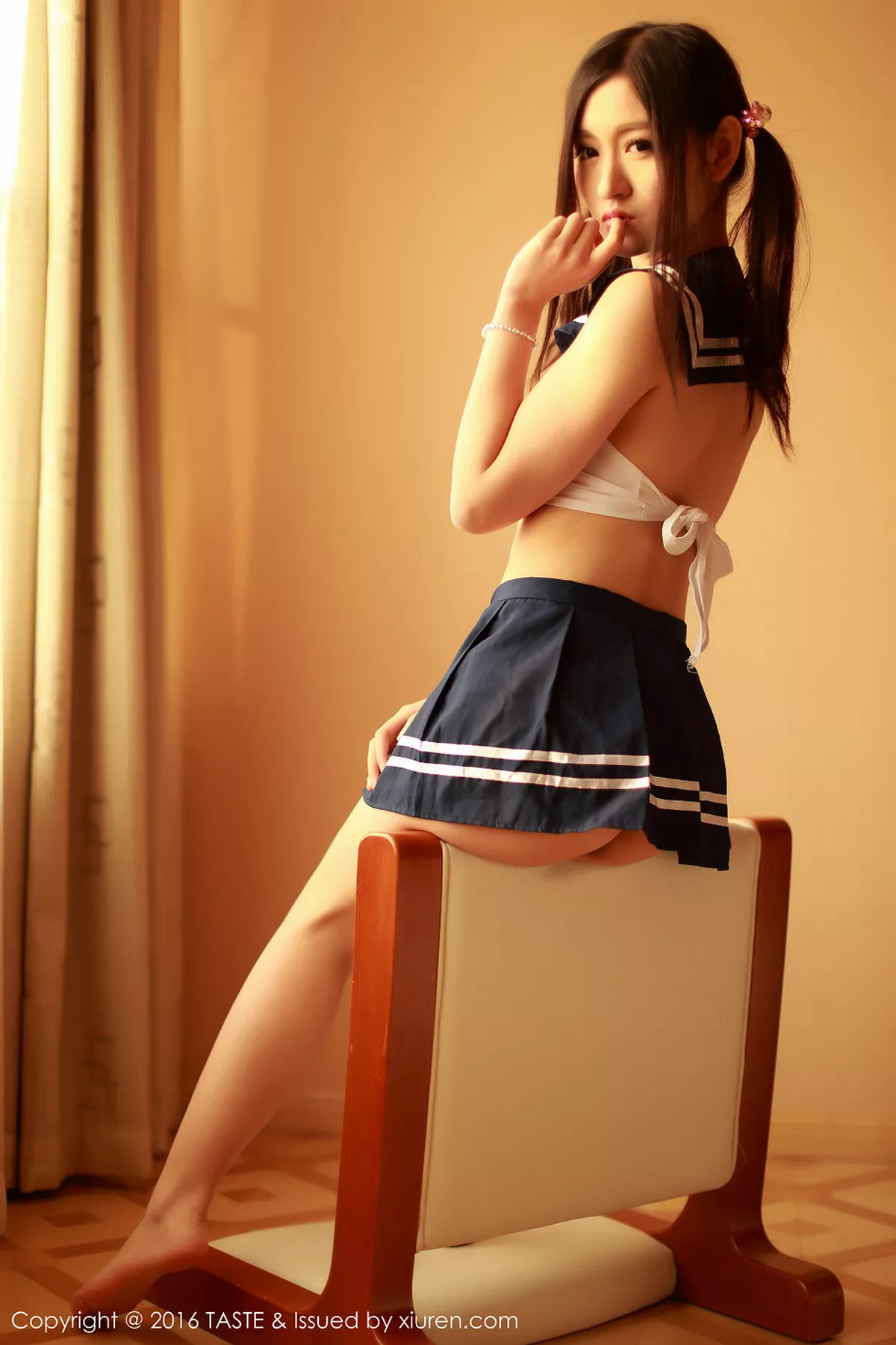 秀人集.com_[Taste顽味生活]Vol.004_嫩模沈梦瑶性感学生制服秀完美身材靓丽迷人写真48P