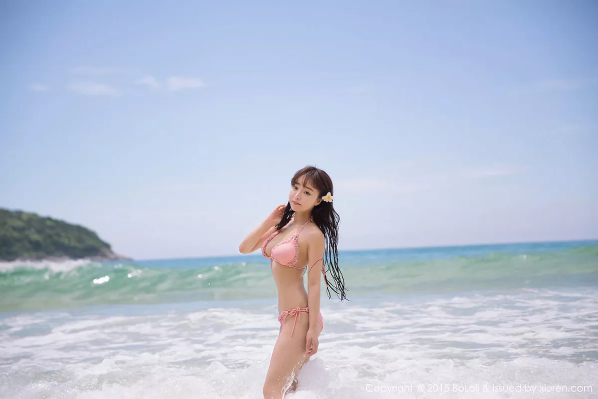 秀人集.com_[BoLoli波萝社]Vol.001_嫩模柳侑绮sevenbaby童颜巨乳性感系列生活写真秀94P