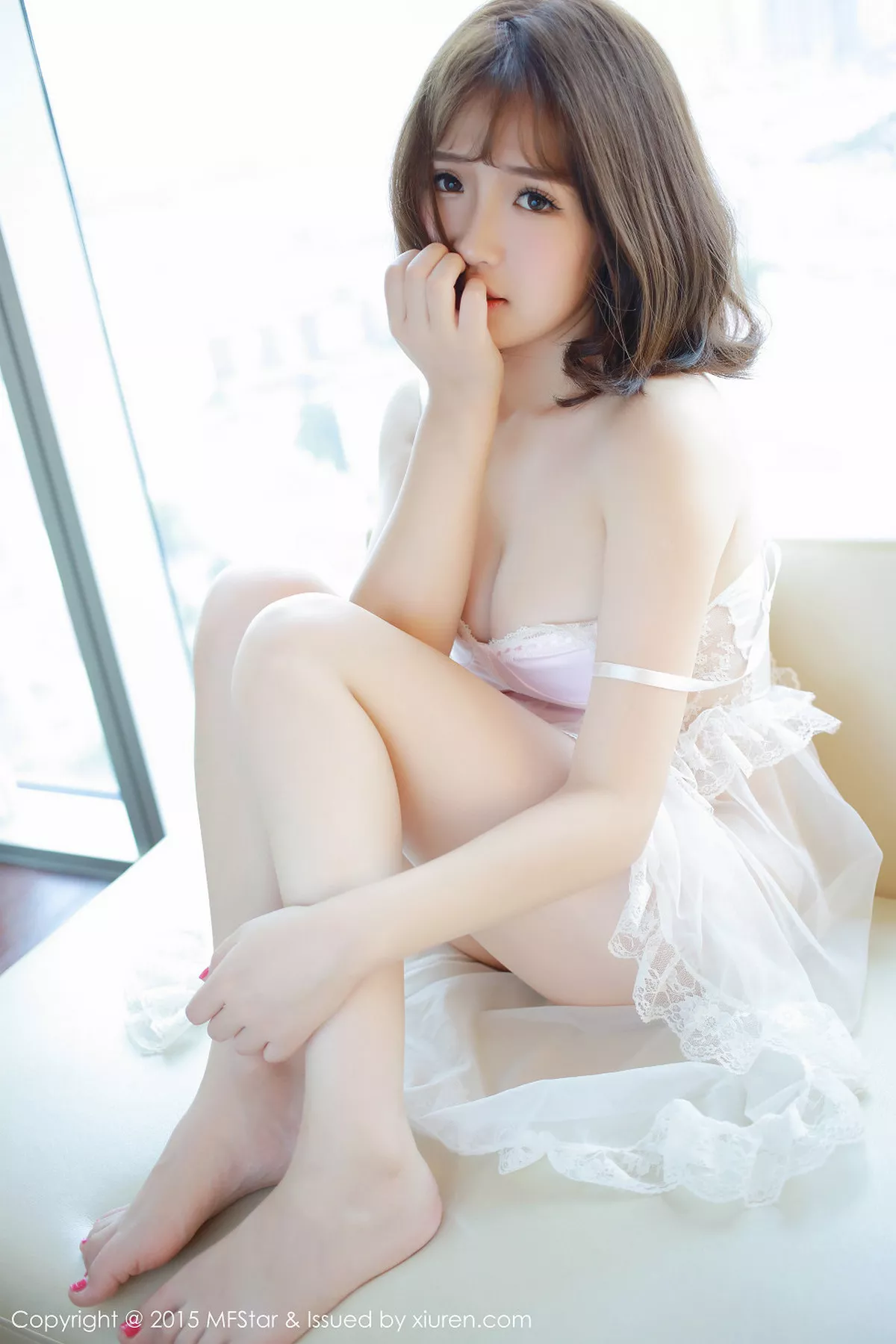 秀人集.com_[MFStar模范学院]Vol.013_嫩模徐cake居家私房白嫩豪乳丰满诱惑写真50P