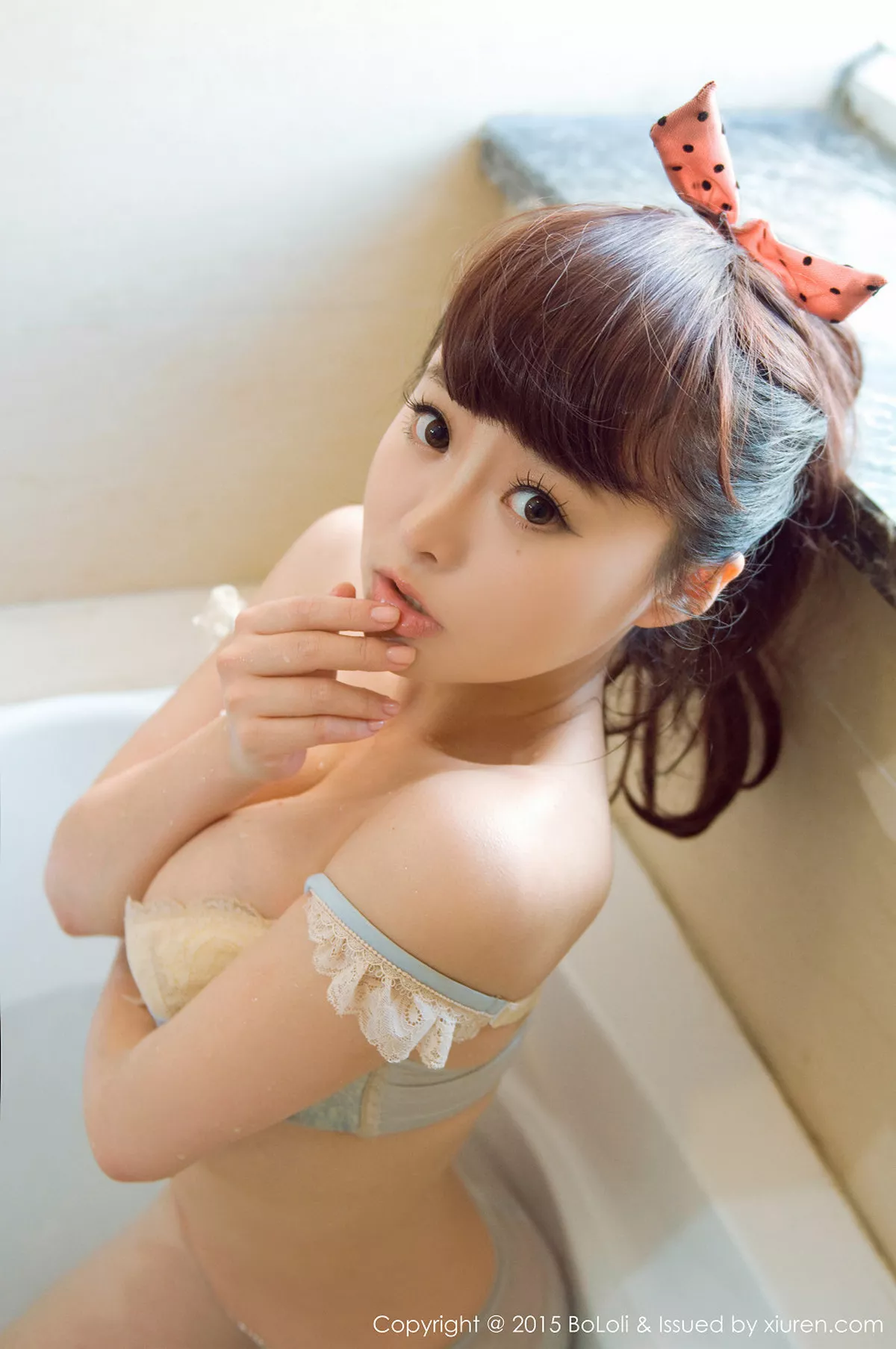 秀人集.com_[BoLoli波萝社]Vol.003_嫩模柳侑绮脱内衣秀豪乳七宝三文鱼系列高清写真31P