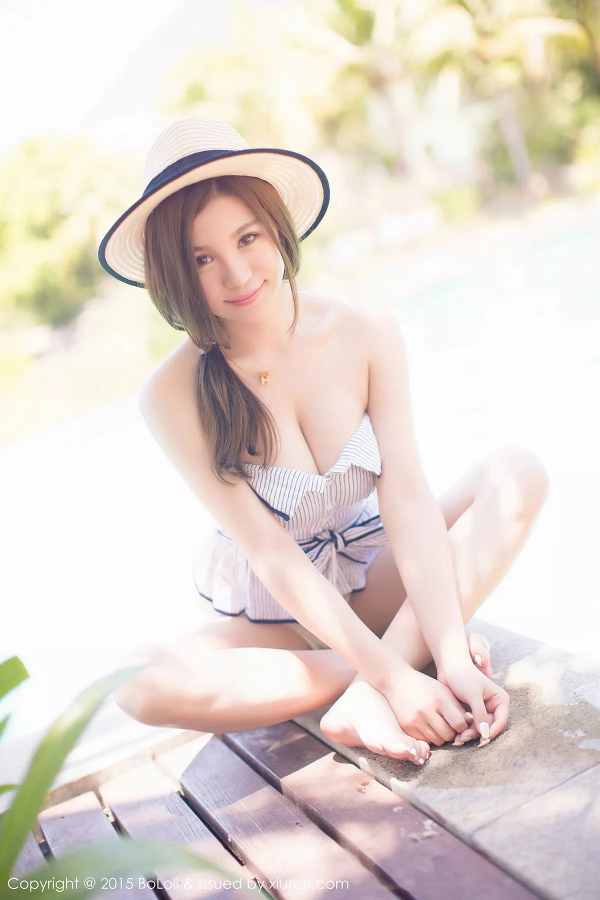 秀人集.com_[BoLoli波萝社]Vol.014_嫩模刘娅希三亚旅拍性感内衣傲人美胸清新迷人写真80P