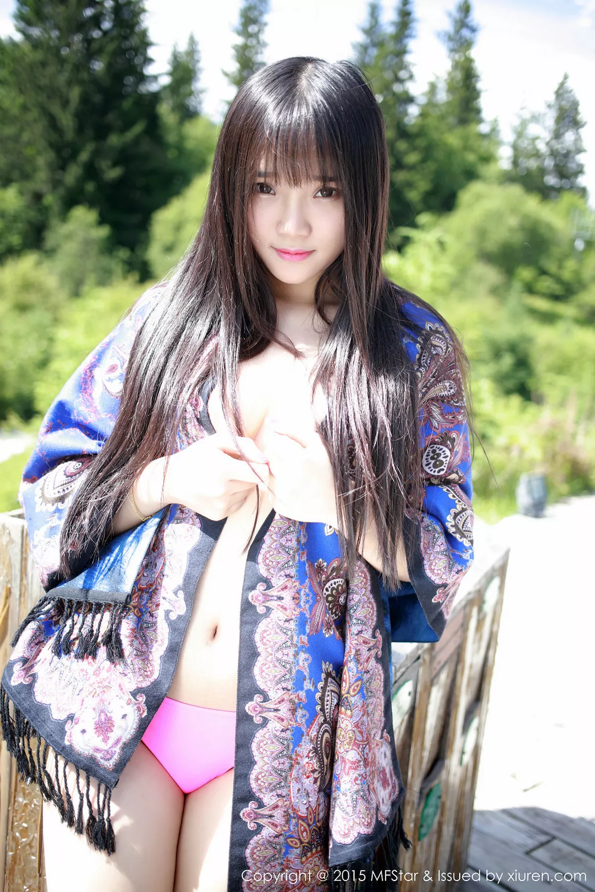 秀人集.com_[MFStar模范学院]Vol.015_嫩模夏瑶baby九寨沟旅拍浴缸里丰满身材撩人诱惑50P