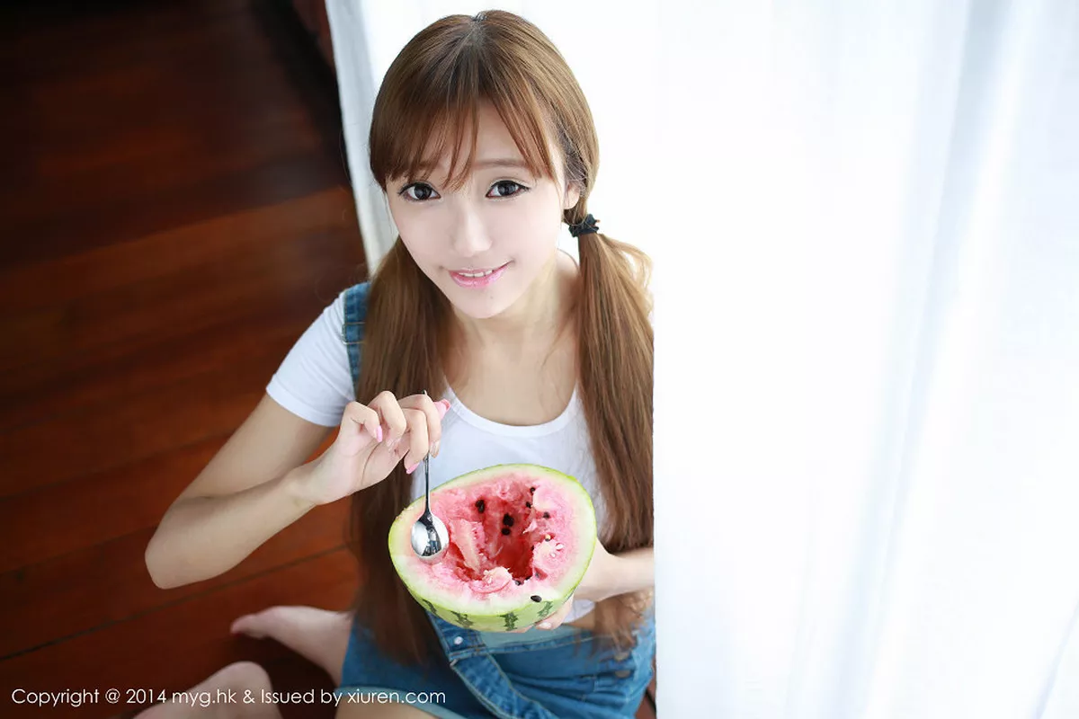 秀人集.com_[MyGirl美媛馆]Vol.008_嫩模女神王馨瑶yanni三亚旅拍完美身材性感写真156P