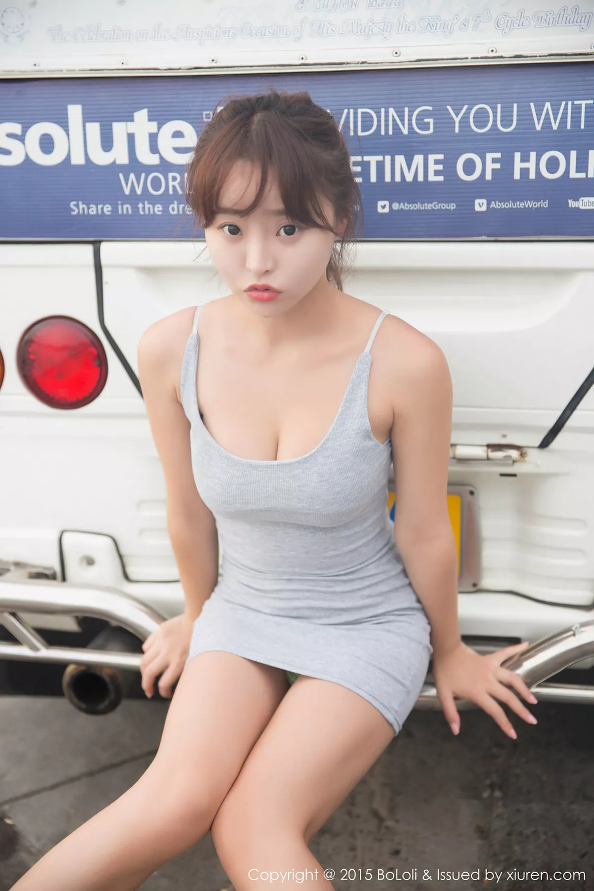 秀人集.com_[BoLoli波萝社]Vol.001_嫩模柳侑绮sevenbaby童颜巨乳性感系列生活写真秀94P