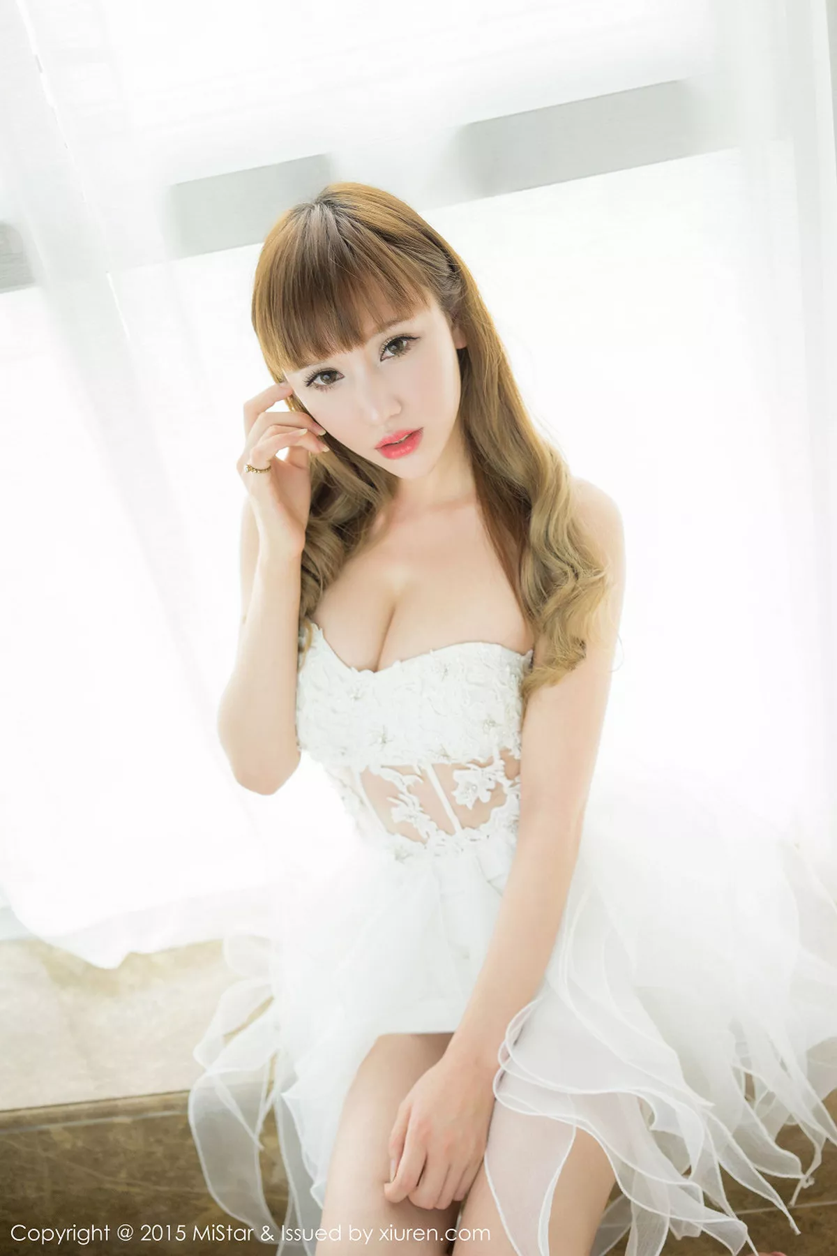 秀人集.com_[MiStar魅妍社]Vol.005_嫩模斯戴媛Amy火辣身材美乳酥胸欲望红唇诱惑写真61P