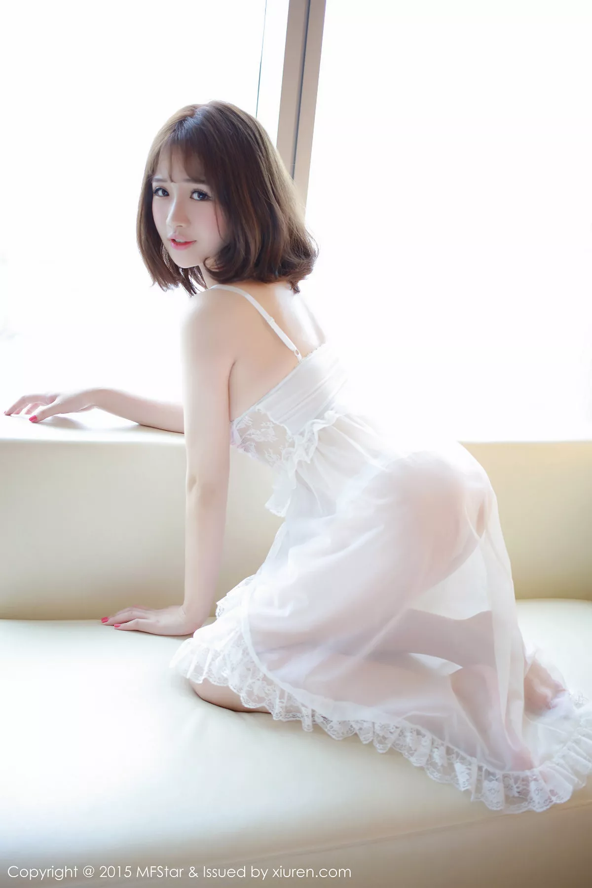 秀人集.com_[MFStar模范学院]Vol.012_嫩模徐cake白色透明薄纱睡裙秀豪乳美臀诱惑写真50P