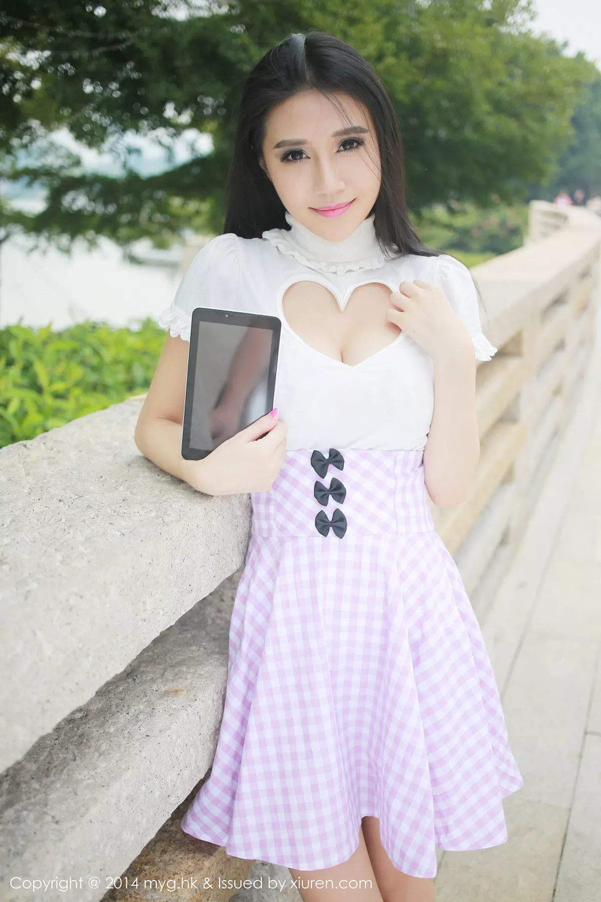 秀人集.com_[MyGirl美媛馆]Vol.018_嫩模于大小姐AYU白色丝袜性感美臀傲人上围性感写真58P