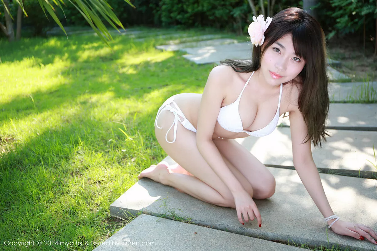 秀人集.com_[MyGirl美媛馆]Vol.010_嫩模许诺Sabrina三亚旅拍海量性感比基尼写真117P