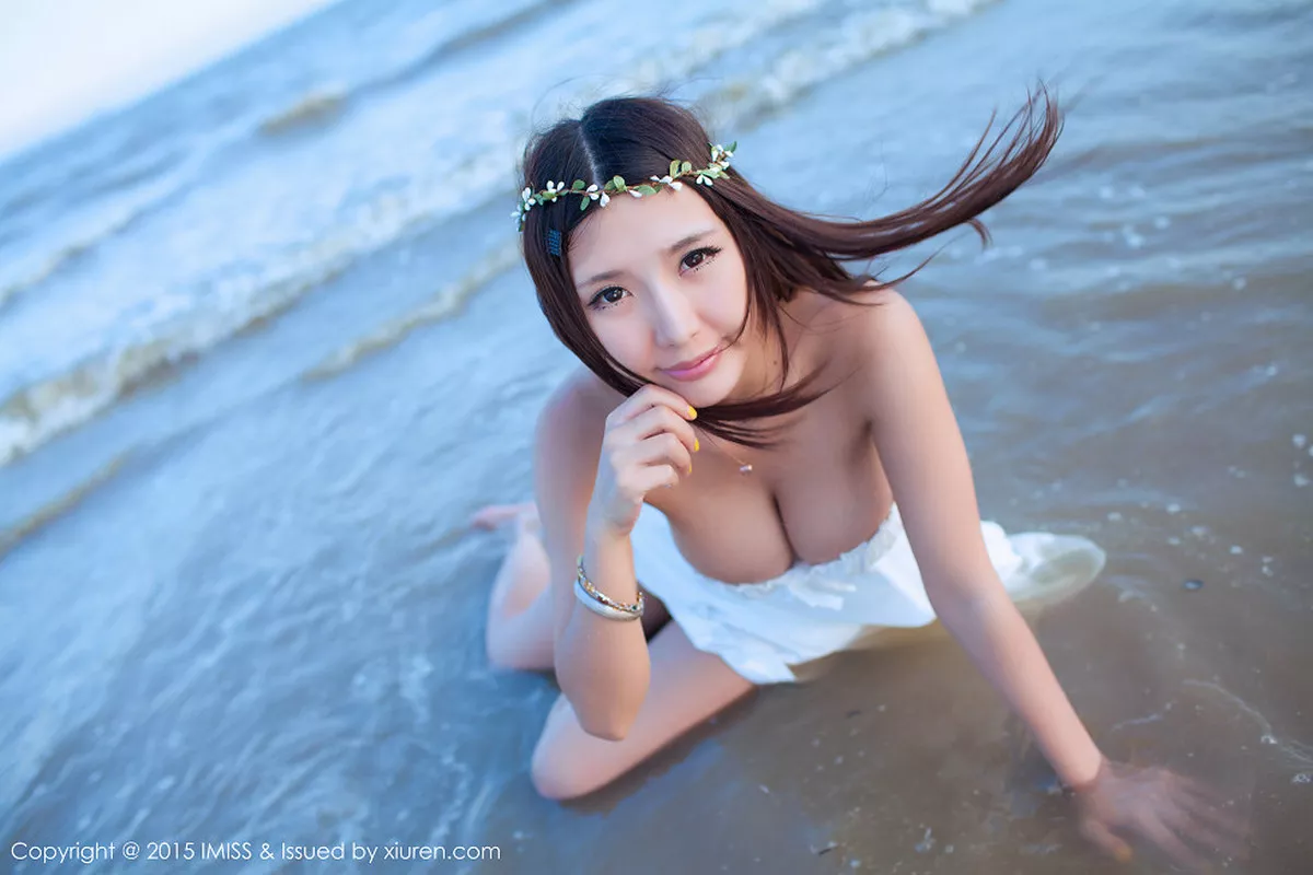 秀人集.com_[IMISS爱蜜社]Vol.001_嫩模晓茜sunny掀真空上衣抚摸双峰爆乳诱惑写真71P
