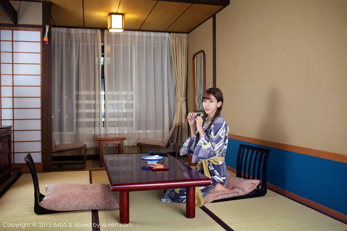 秀人集.com_[IMISS爱蜜社]Vol.010_90后绝美showgirl陈潇户外清爽迷人写真71P