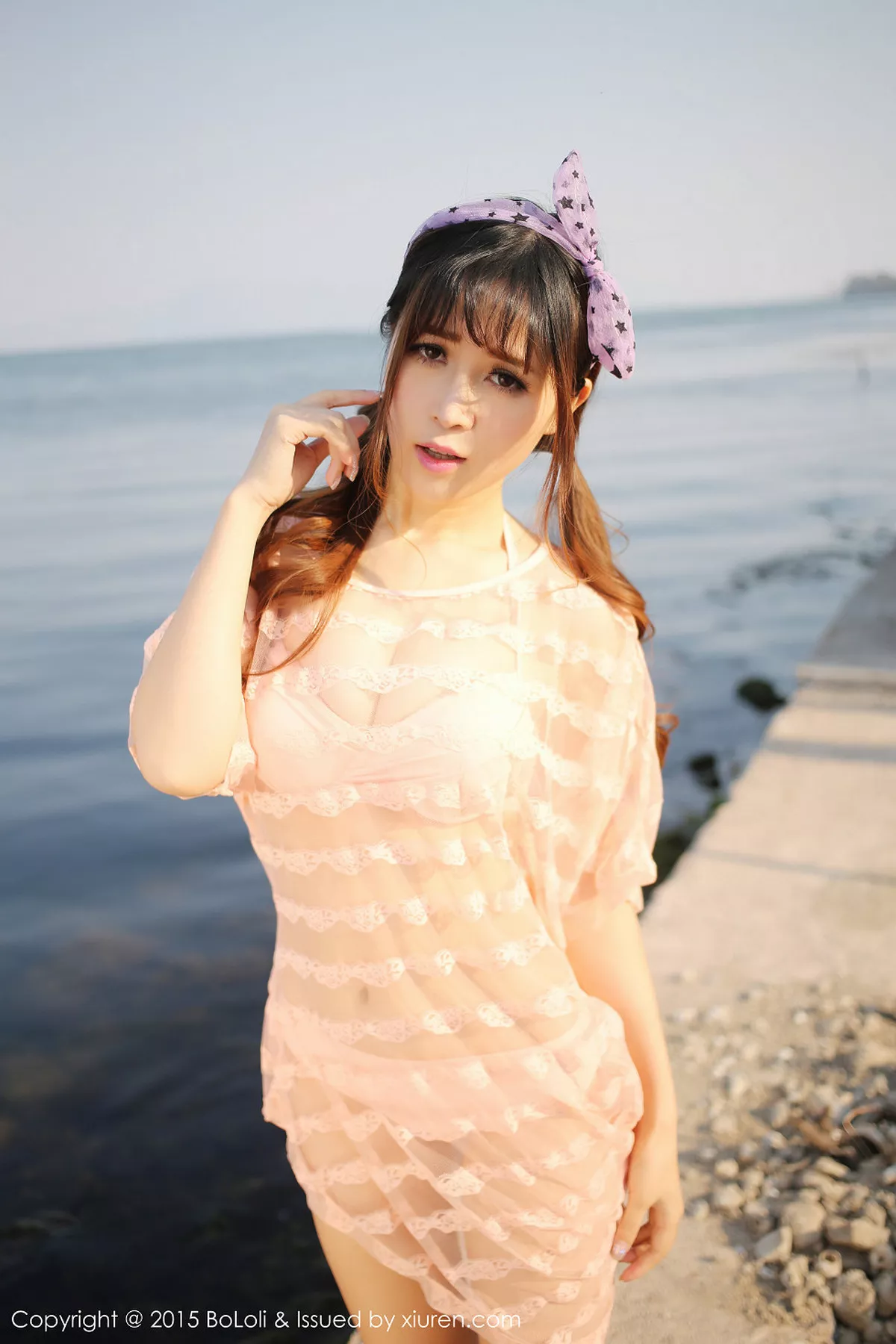 秀人集.com_[BoLoli波萝社]Vol.010_巨乳嫩模张优ayoyo大理旅拍白色蕾丝内衣豪乳写真40P