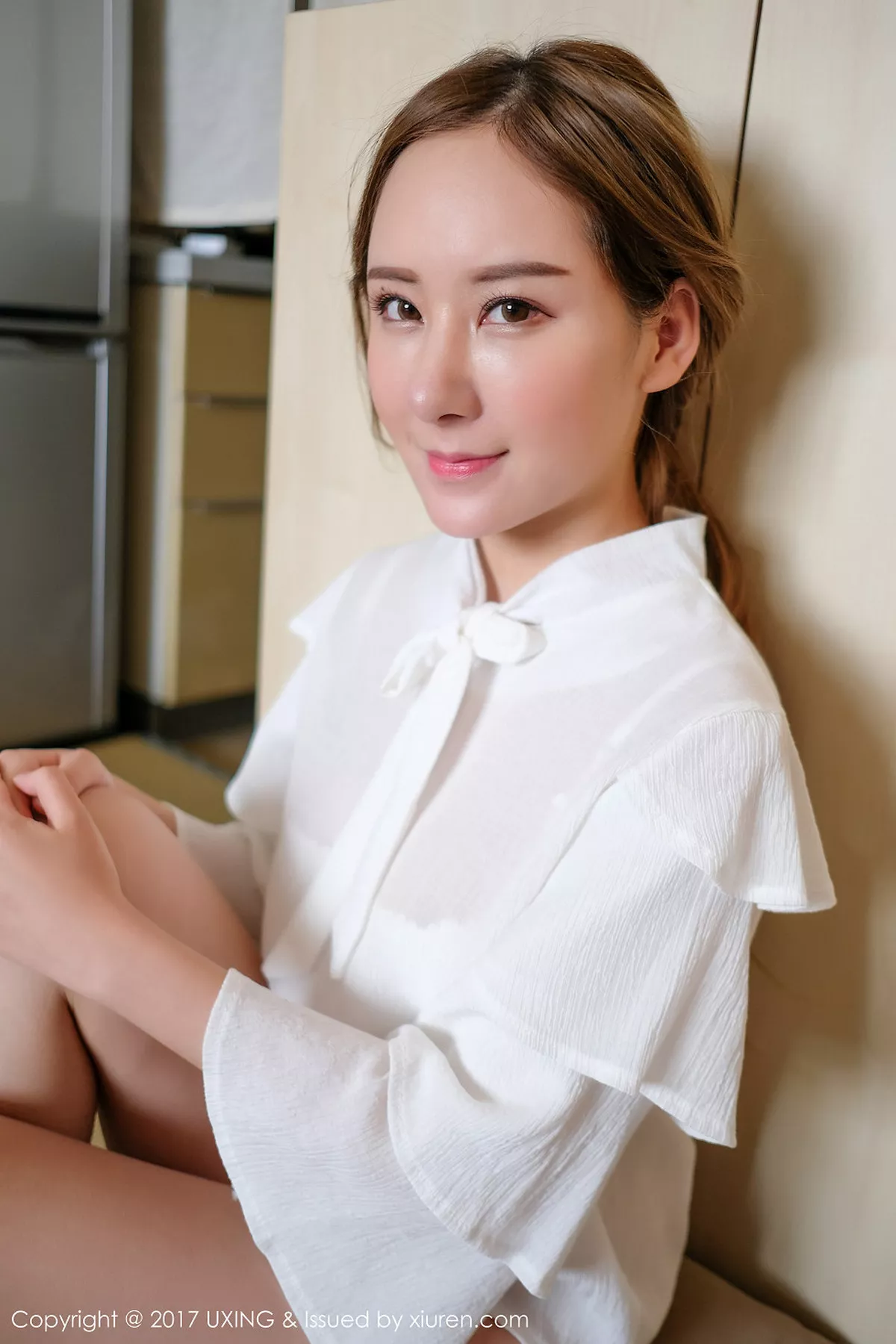 秀人集.com_[UXING优星馆]Vol.047_新人妹子高SIR白色蕾丝情趣内衣秀完美身材娇羞迷人写真47P