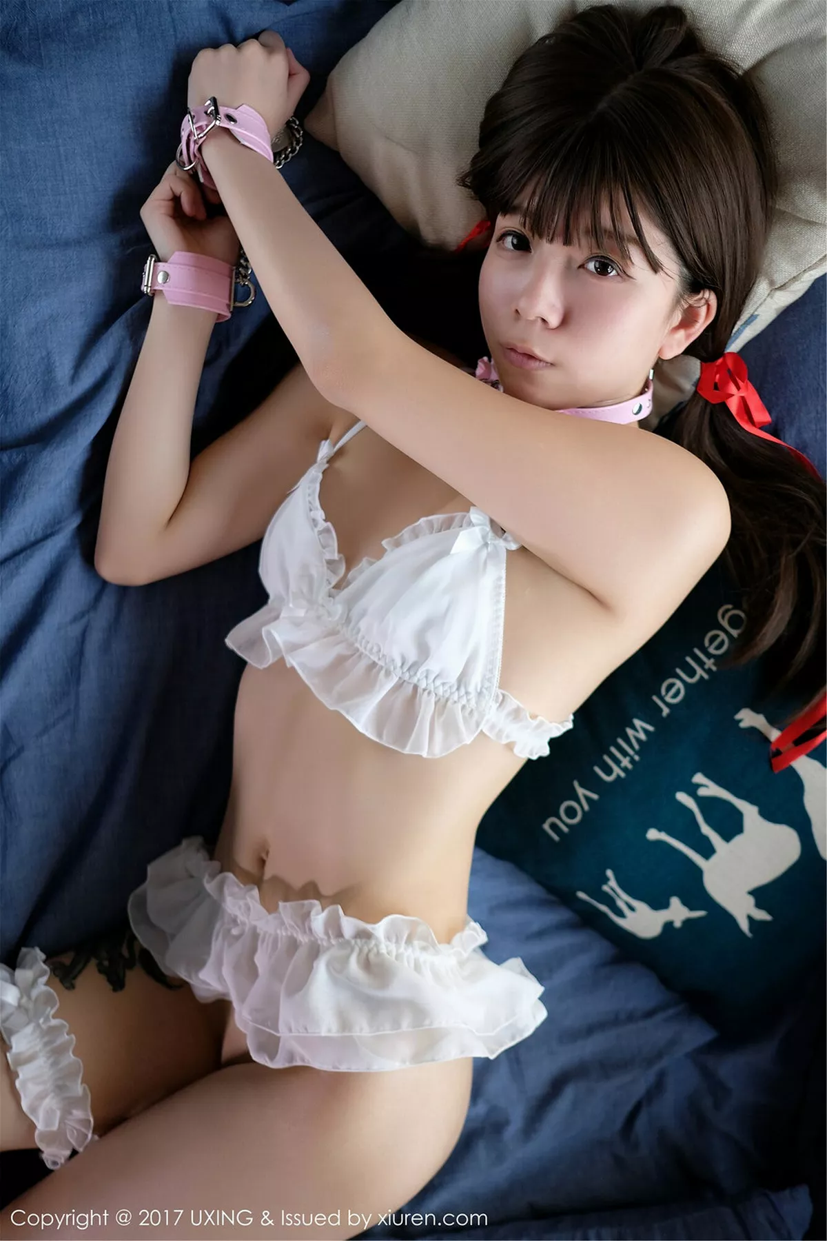秀人集.com_[UXING优星馆]Vol.051_新人妹子猫性少女AIO居家大尺度脱内裤SM情趣锁链诱惑写真43P