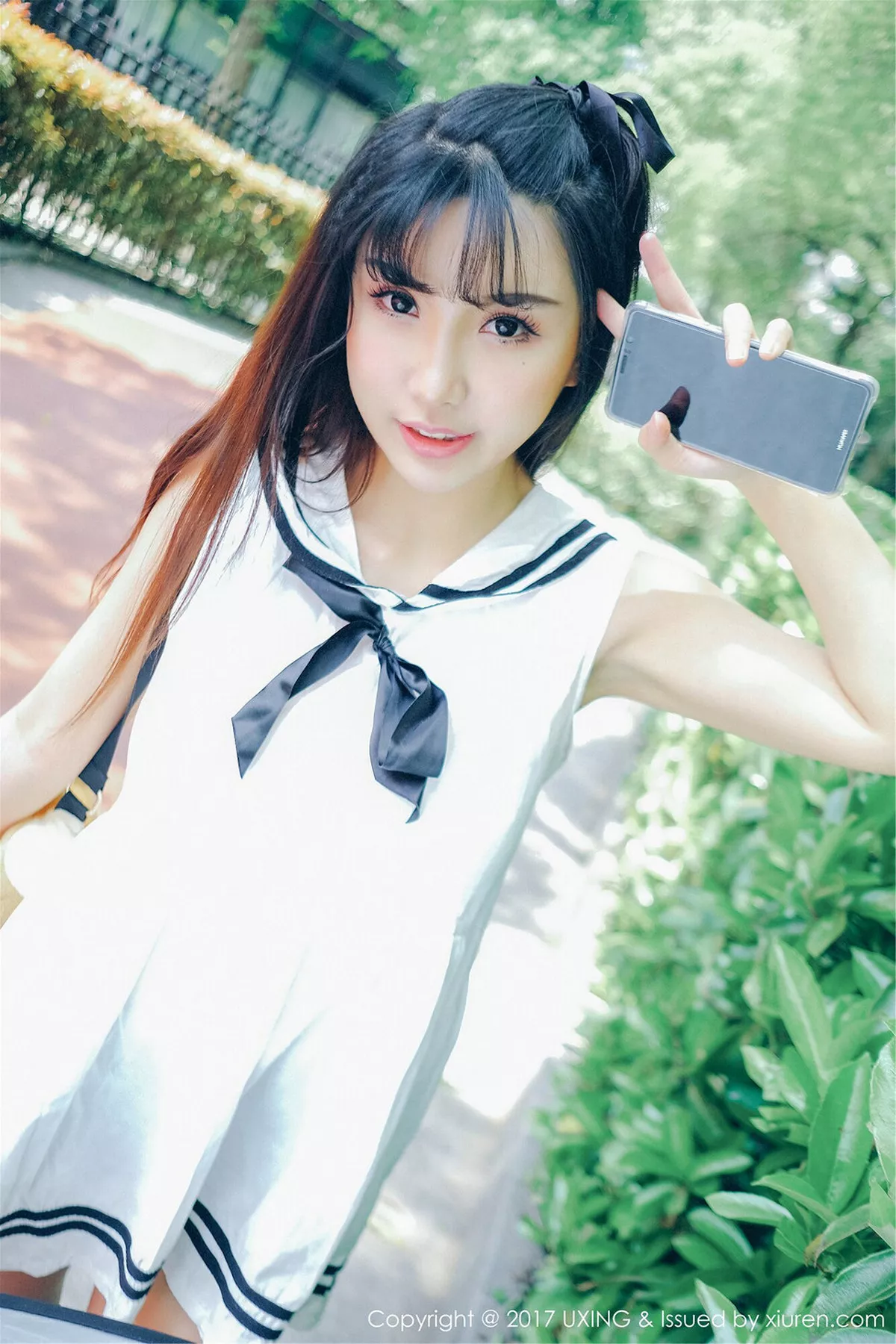 秀人集.com_[UXING优星馆]Vol.050_巨乳萝莉晓茜sunny学生装+私房内衣秀完美身材性感写真47P