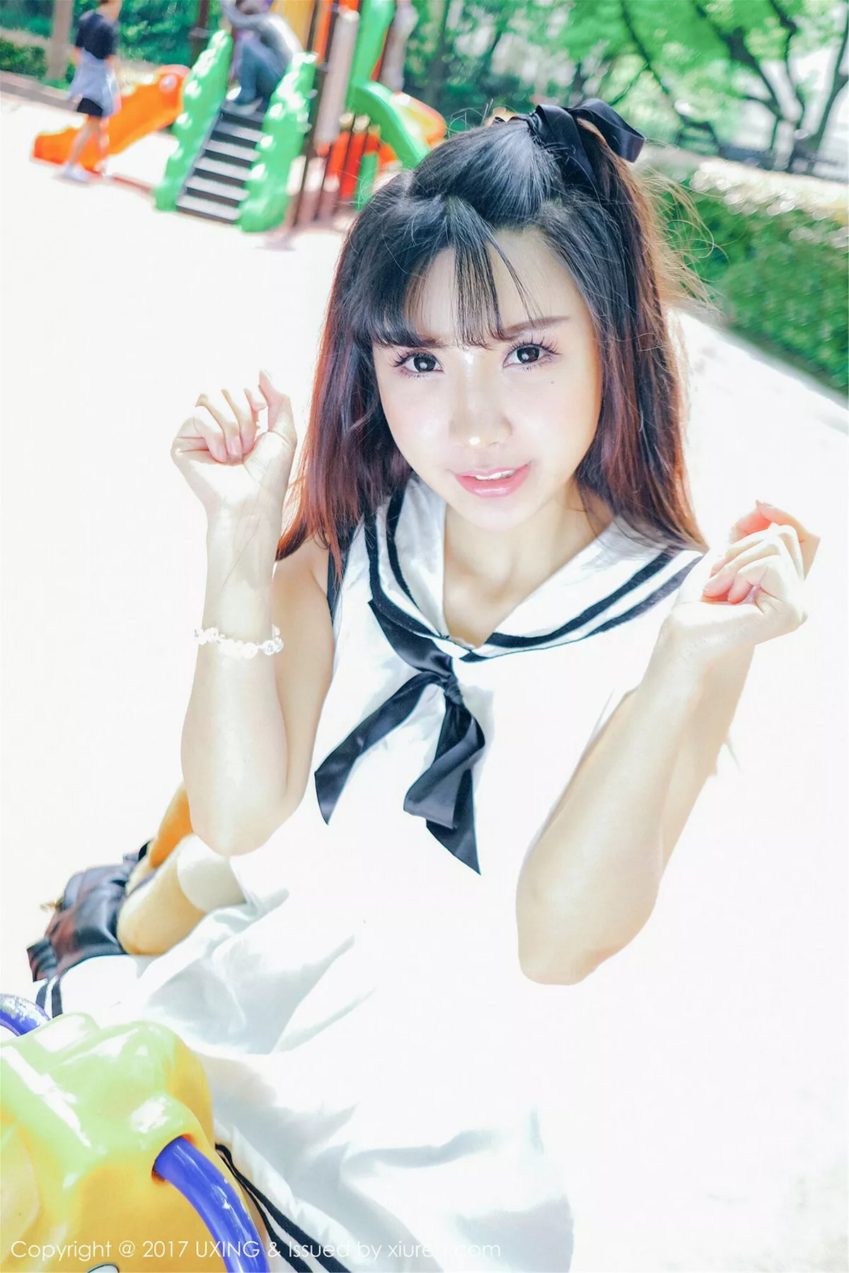 秀人集.com_[UXING优星馆]Vol.050_巨乳萝莉晓茜sunny学生装+私房内衣秀完美身材性感写真47P