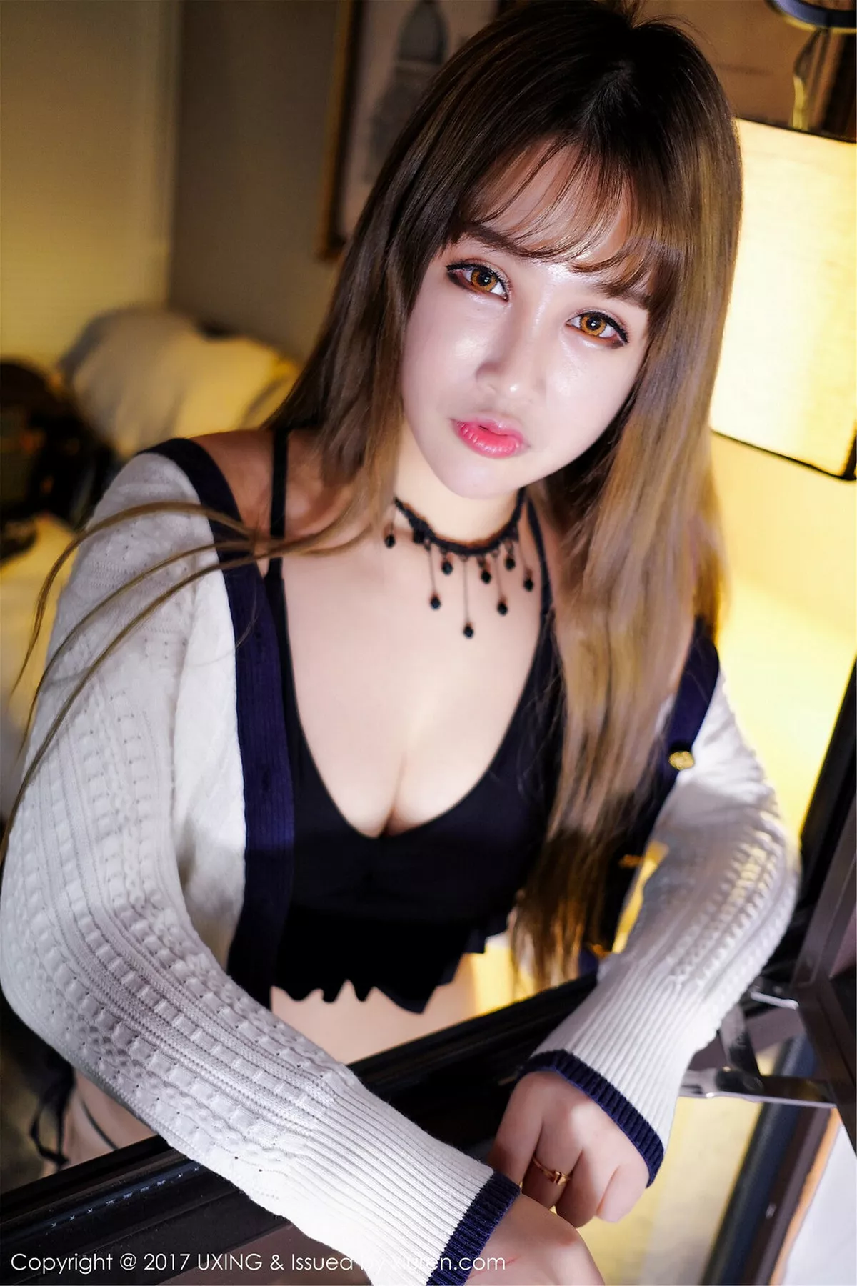 秀人集.com_[UXING优星馆]Vol.049_优星馆最新模特合集豆豆和她的朋友合集系列性感内衣写真58P