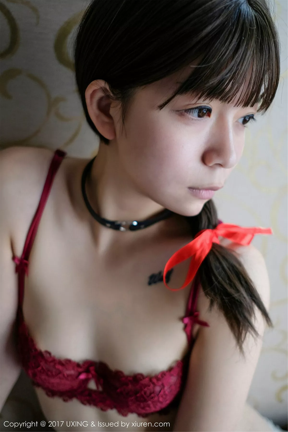 秀人集.com_[UXING优星馆]Vol.051_新人妹子猫性少女AIO居家大尺度脱内裤SM情趣锁链诱惑写真43P