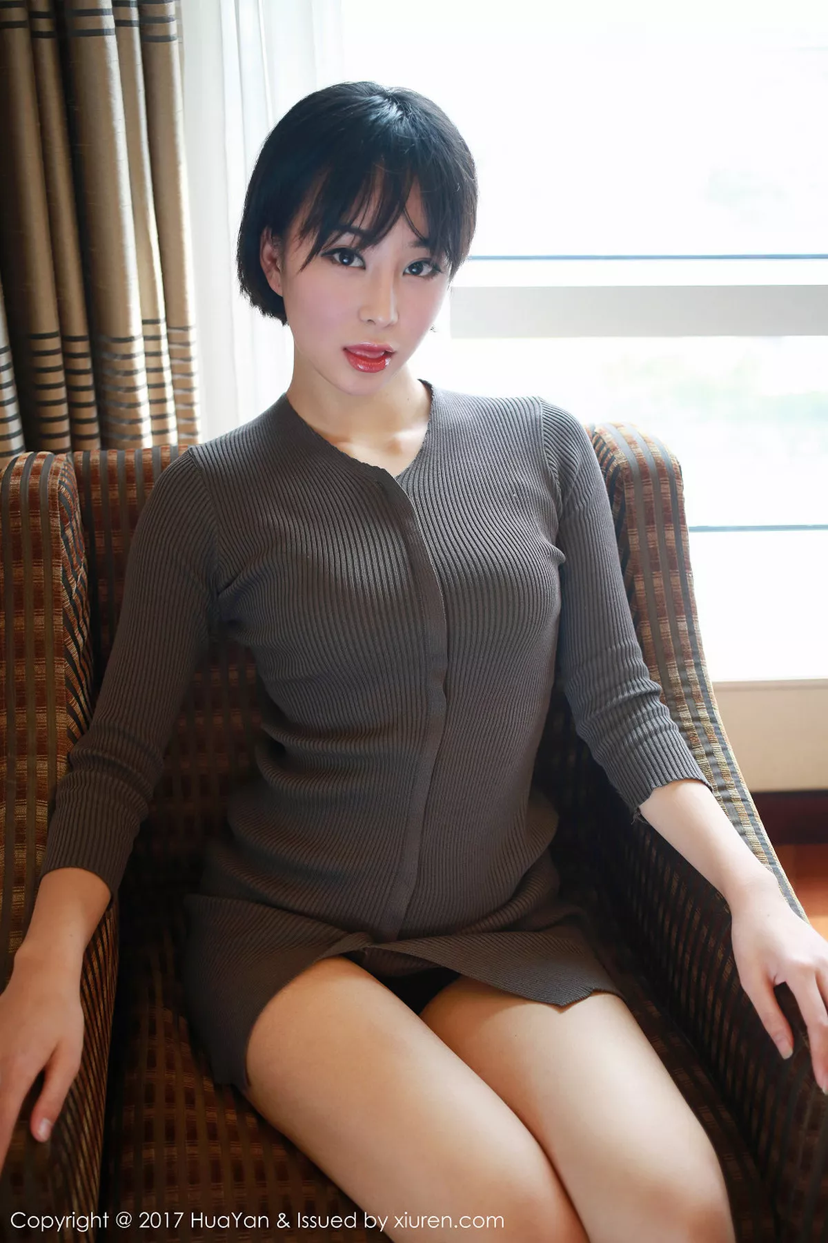 秀人集.com_[HuaYan花の颜]Vol.035_清新嫩模艺蕾居家欧美风黑色内裤秀完美身材性感翘臀写真43P