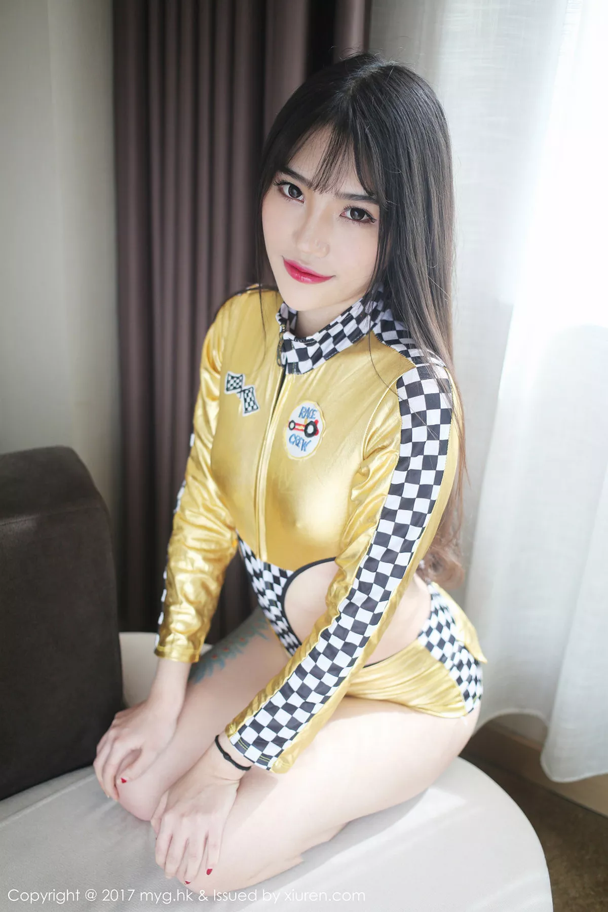 秀人集.com_[MyGirl美媛馆]Vol.252_新人嫩模杨洁linda居家私房内衣全脱秀白嫩胴体诱惑写真42P