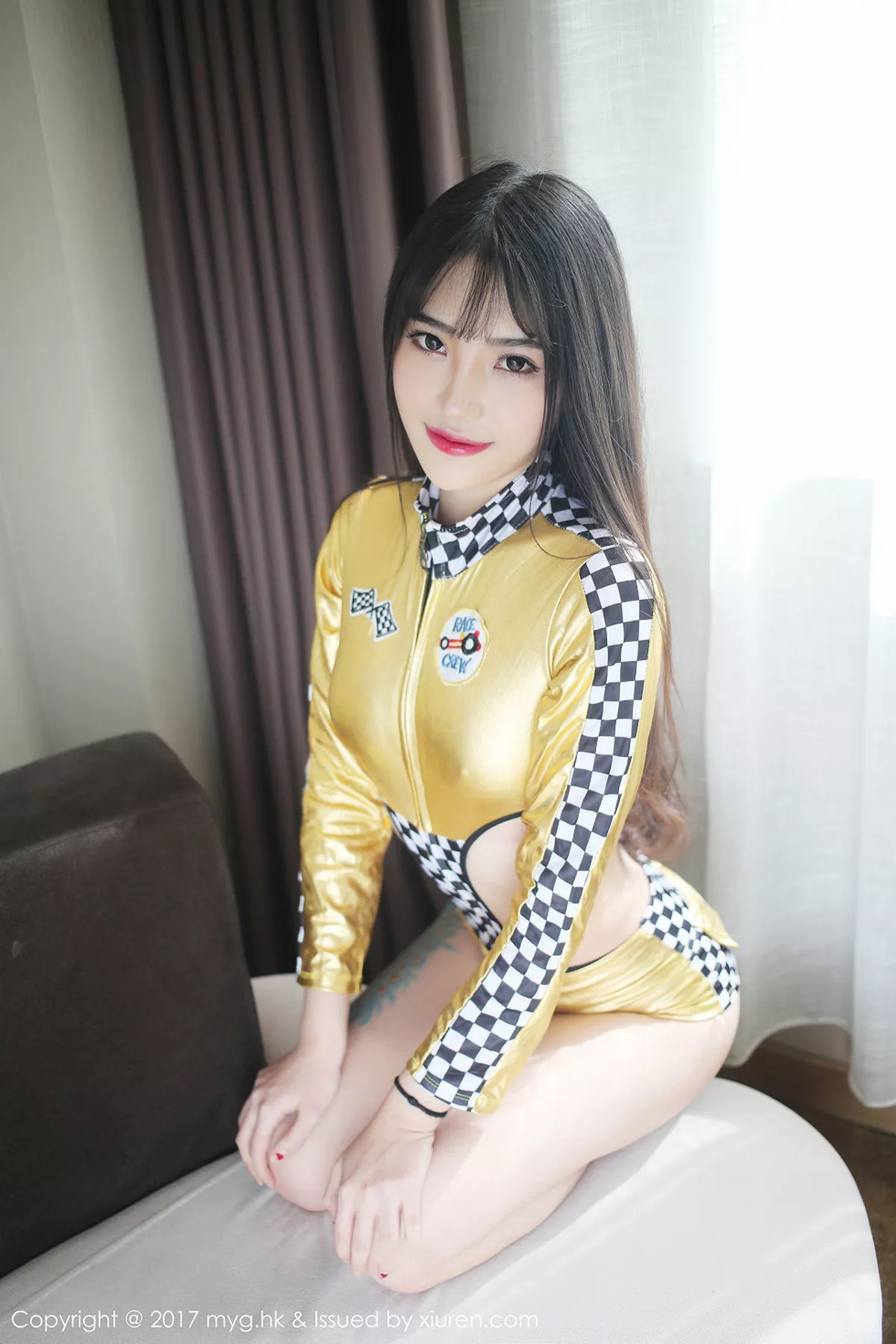 秀人集.com_[MyGirl美媛馆]Vol.252_新人嫩模杨洁linda居家私房内衣全脱秀白嫩胴体诱惑写真42P