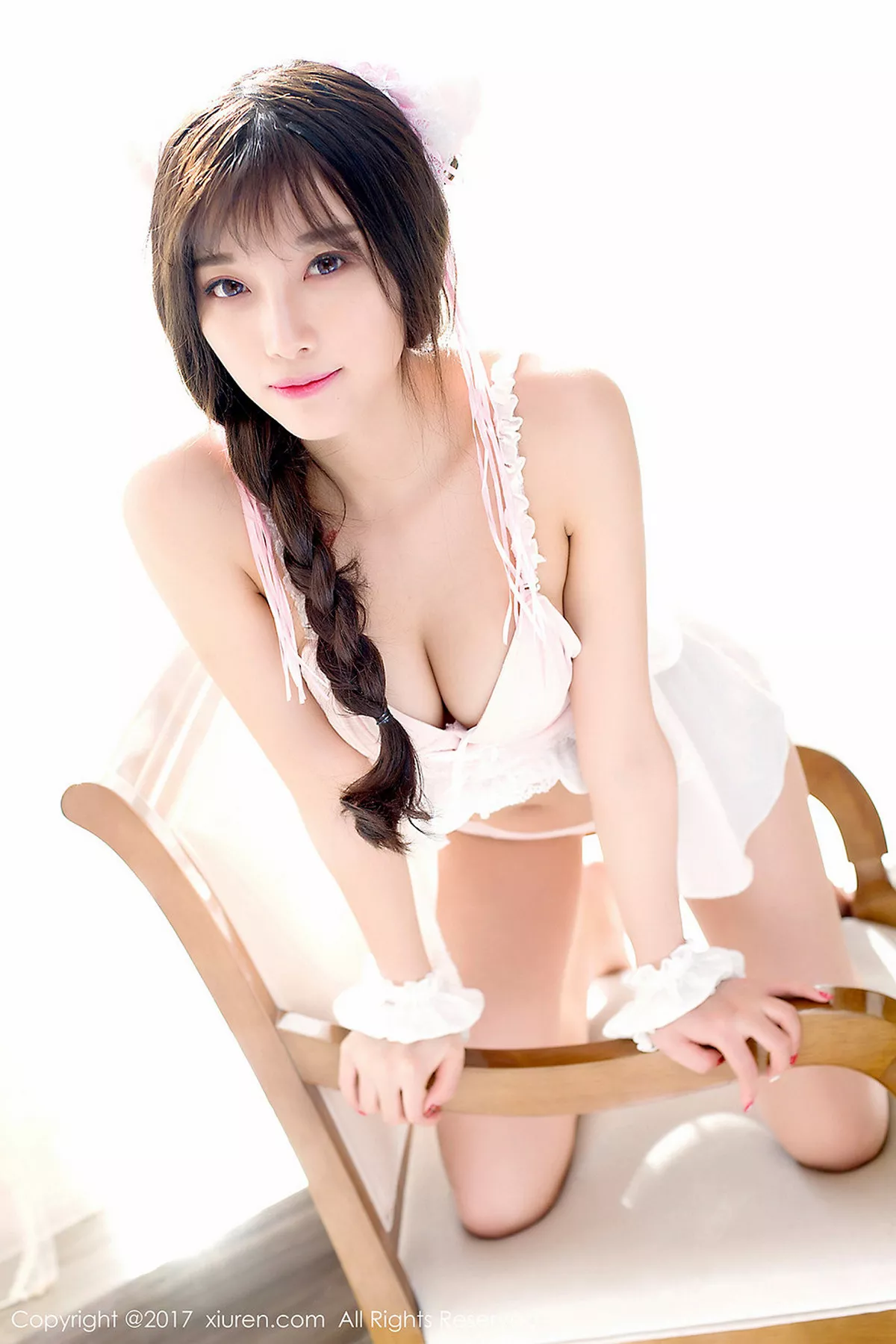 秀人集.com_[XiuRen秀人网]No.768_大美妞杨晨晨sugar粉色吊带内衣秀完美身材性感酥胸迷人写真48P