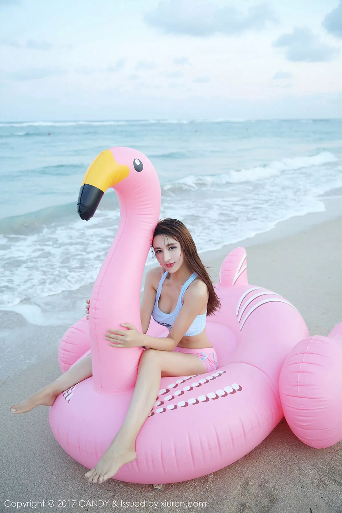 秀人集.com_[Candy糖果画报]Vol.024_嫩模伊莉娜巴厘岛旅拍性感短裤运动装秀完美身材写真61P