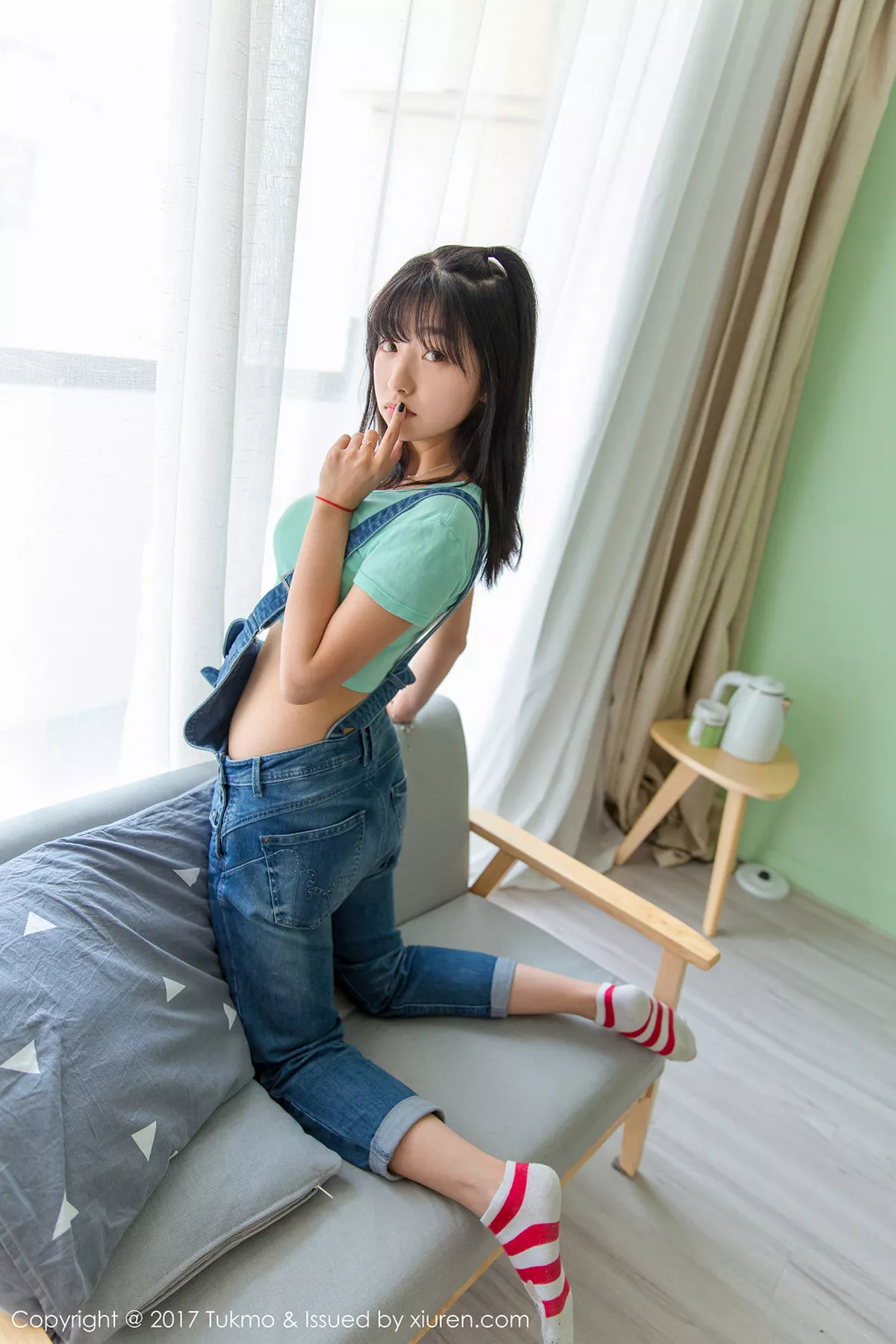 秀人集.com_[Tukmo兔几盟]Vol.095_巨乳萝莉球球居家牛仔裤系列娇羞可人清爽迷人写真41P