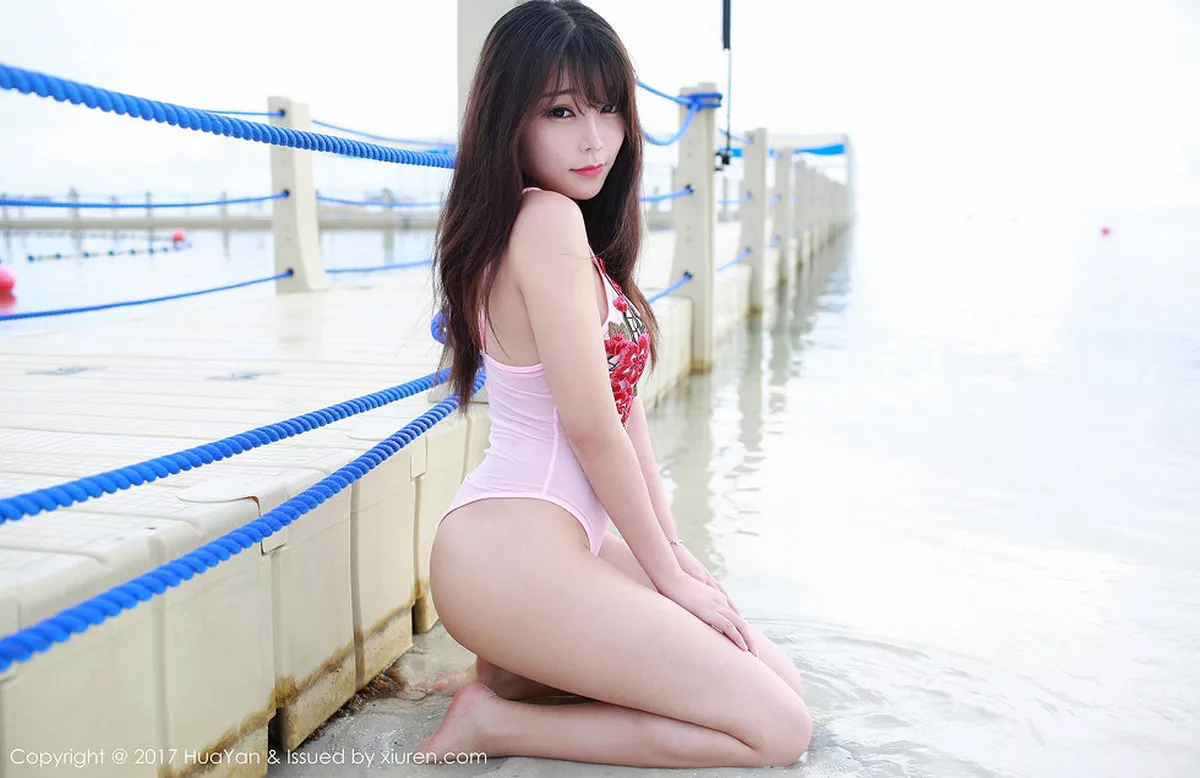 秀人集.com_[HuaYan花の颜]Vol.044_嫩模芝芝Booty塞班岛旅拍粉红高叉连体内衣湿身诱惑写真61P
