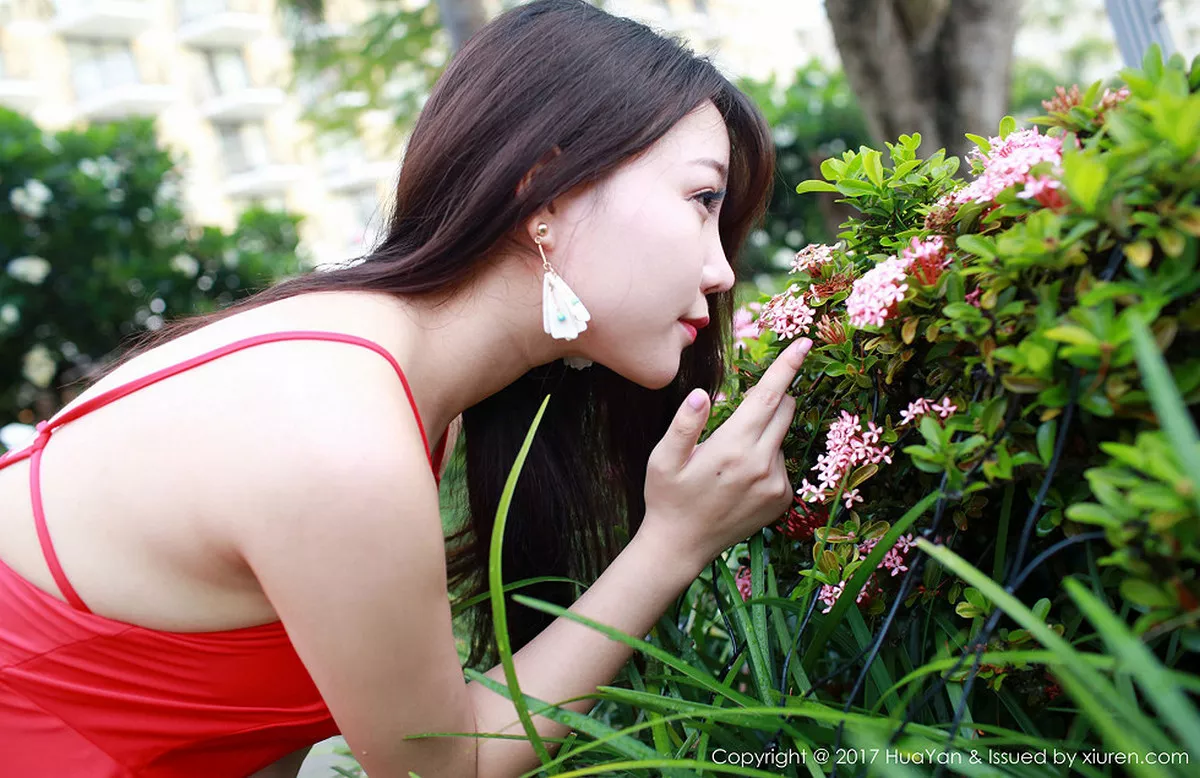 秀人集.com_[HuaYan花の颜]Vol.044_嫩模芝芝Booty塞班岛旅拍粉红高叉连体内衣湿身诱惑写真61P