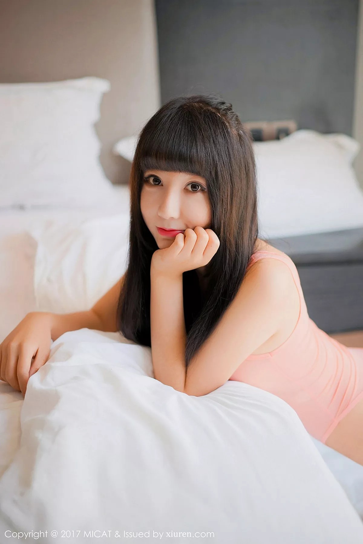 秀人集.com_[MICAT猫萌榜]Vol.027_嫩模夏笑笑Summer粉色高叉连体内衣秀完美身材性感写真47P