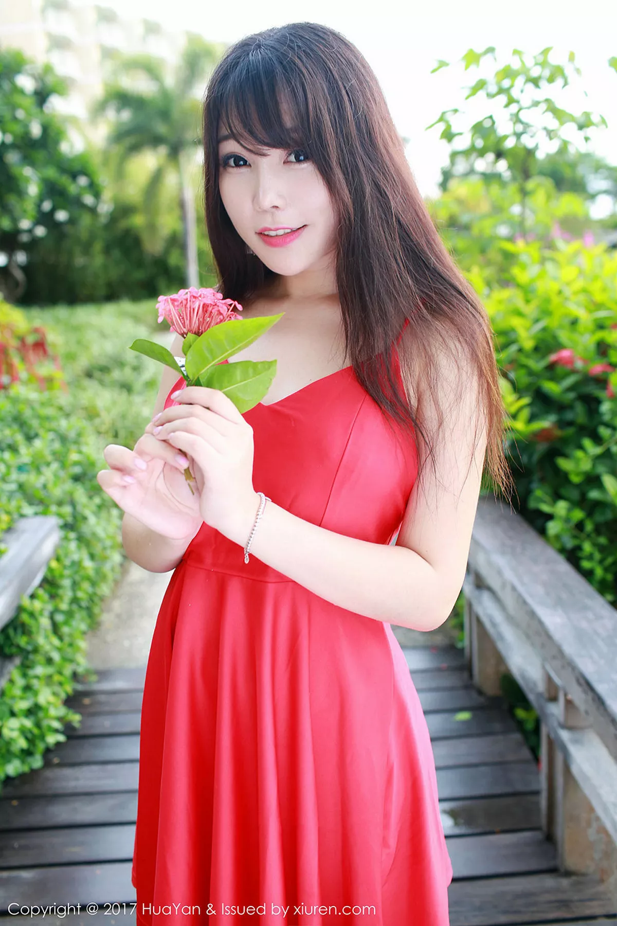 秀人集.com_[HuaYan花の颜]Vol.044_嫩模芝芝Booty塞班岛旅拍粉红高叉连体内衣湿身诱惑写真61P