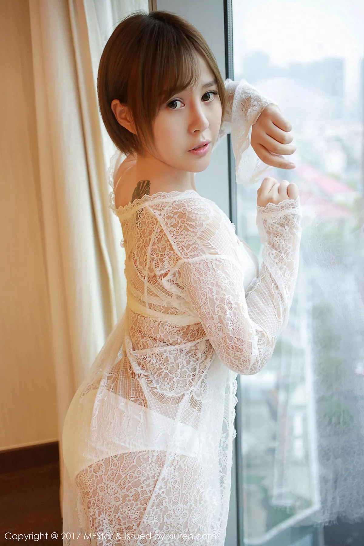 秀人集.com_[MFStar模范学院]Vol.099_女神Evelyn艾莉蕾丝半透内衣秀完美曲线性感内衣写真41P
