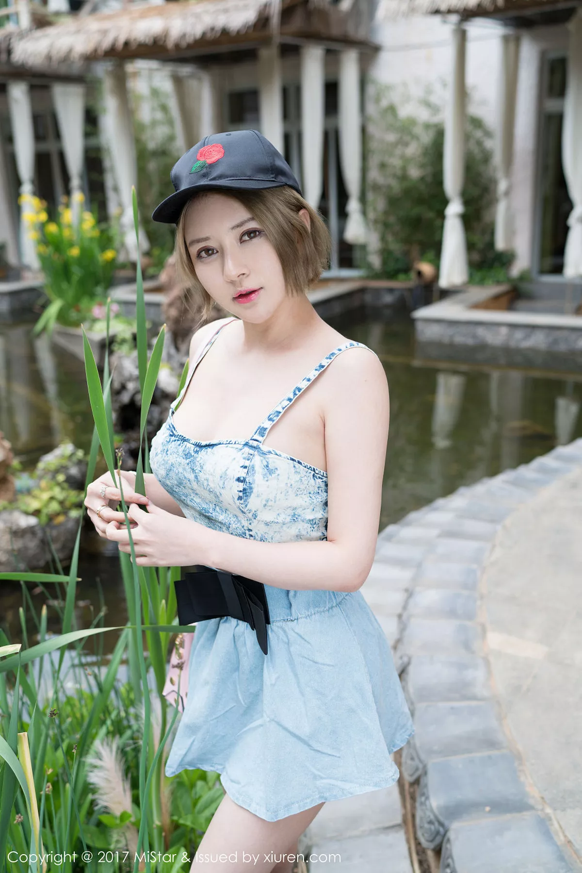 秀人集.com_[MiStar魅妍社]Vol.174_性感女神凯竹BuiBui丽江旅拍白色蕾丝内裤撩人诱惑写真40P