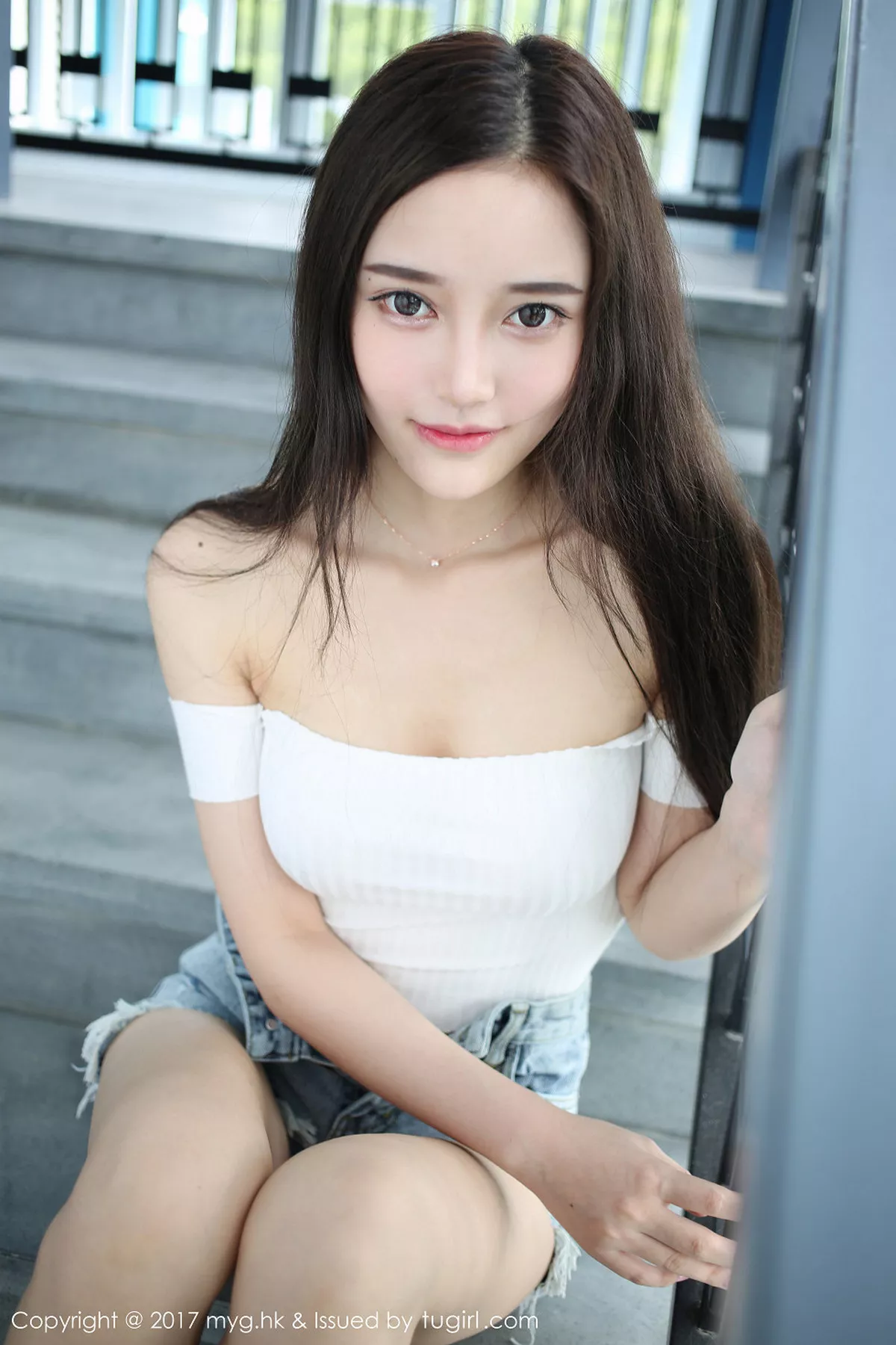 秀人集.com_[MyGirl美媛馆]Vol.258_女神唐琪儿il心愿旅拍脱牛仔短裤秀透视蕾丝内裤诱惑写真49P