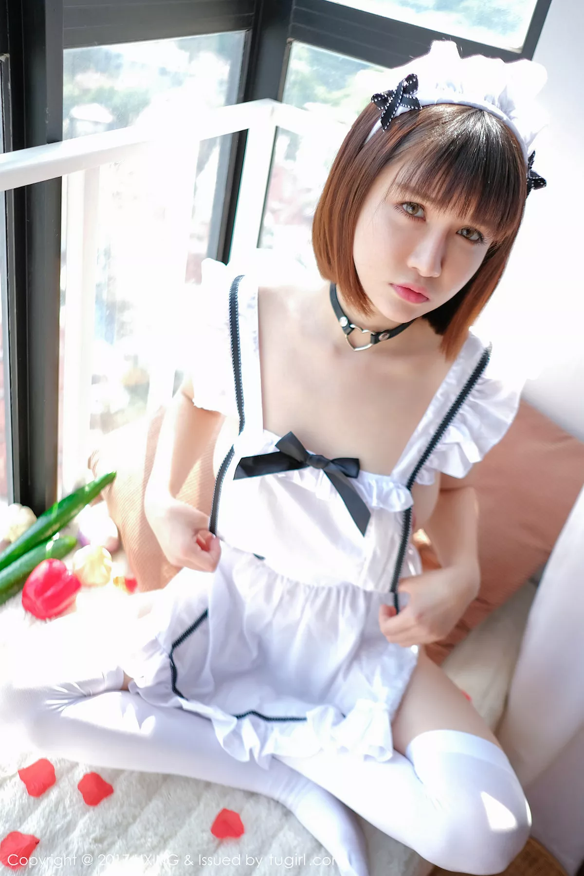 秀人集.com_[UXING优星馆]Vol.058_嫩模K8傲娇萌萌居家女仆装侧露美乳黄瓜主题撩人诱惑写真40P
