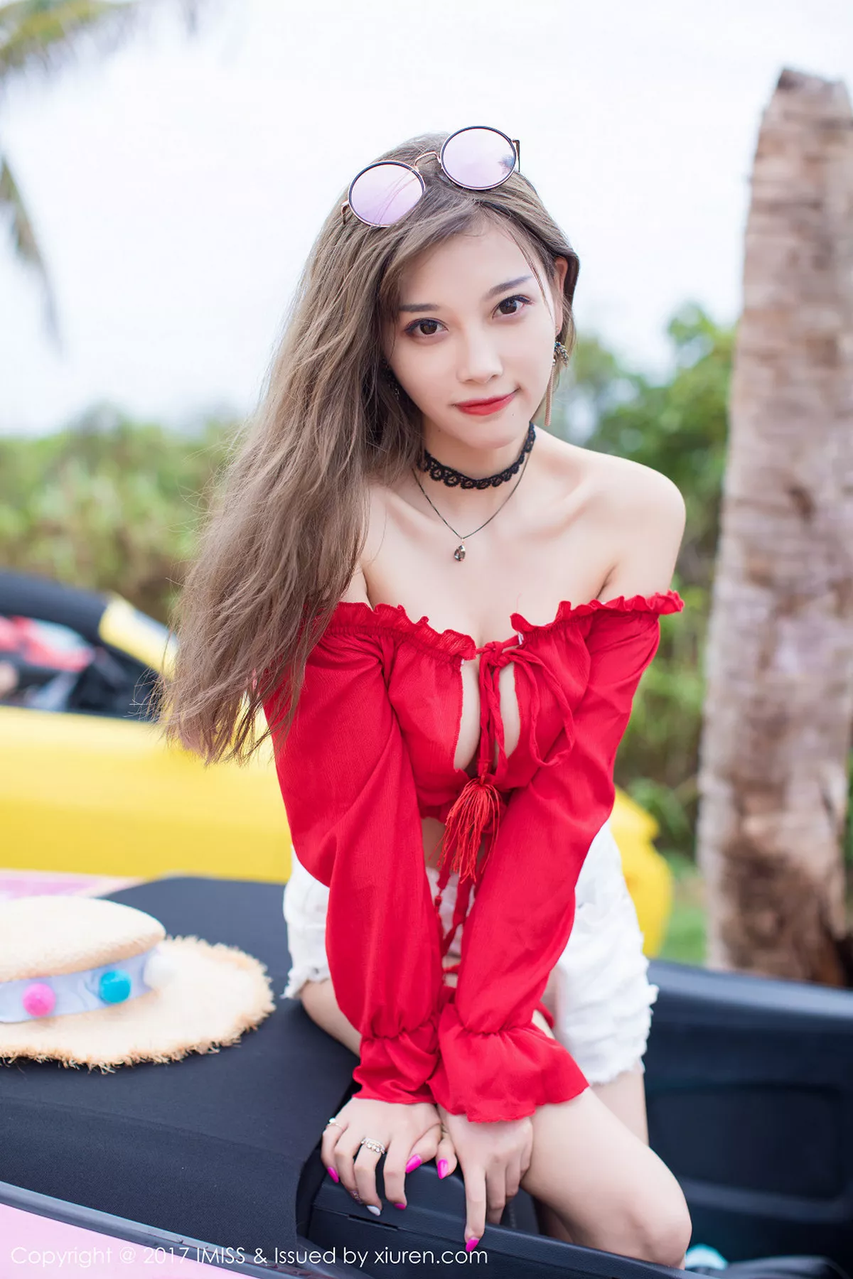秀人集.com_[IMISS爱蜜社]Vol.185_女神杨晨晨sugar塞班旅拍阳光沙滩清纯服饰秀完美身材写真42P