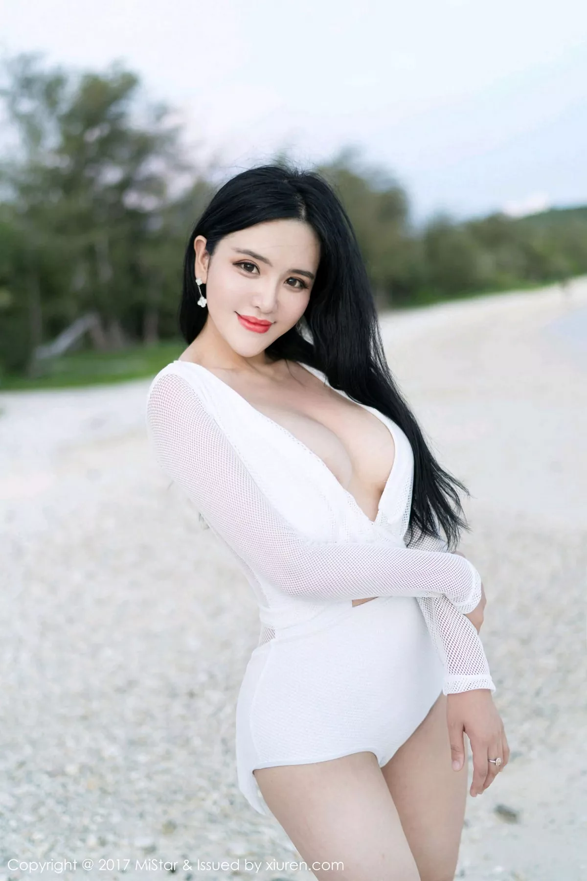 秀人集.com_[MiStar魅妍社]Vol.185_嫩模刘钰儿塞班岛旅拍粉色高叉连体衣秀豪乳翘臀诱惑写真41P