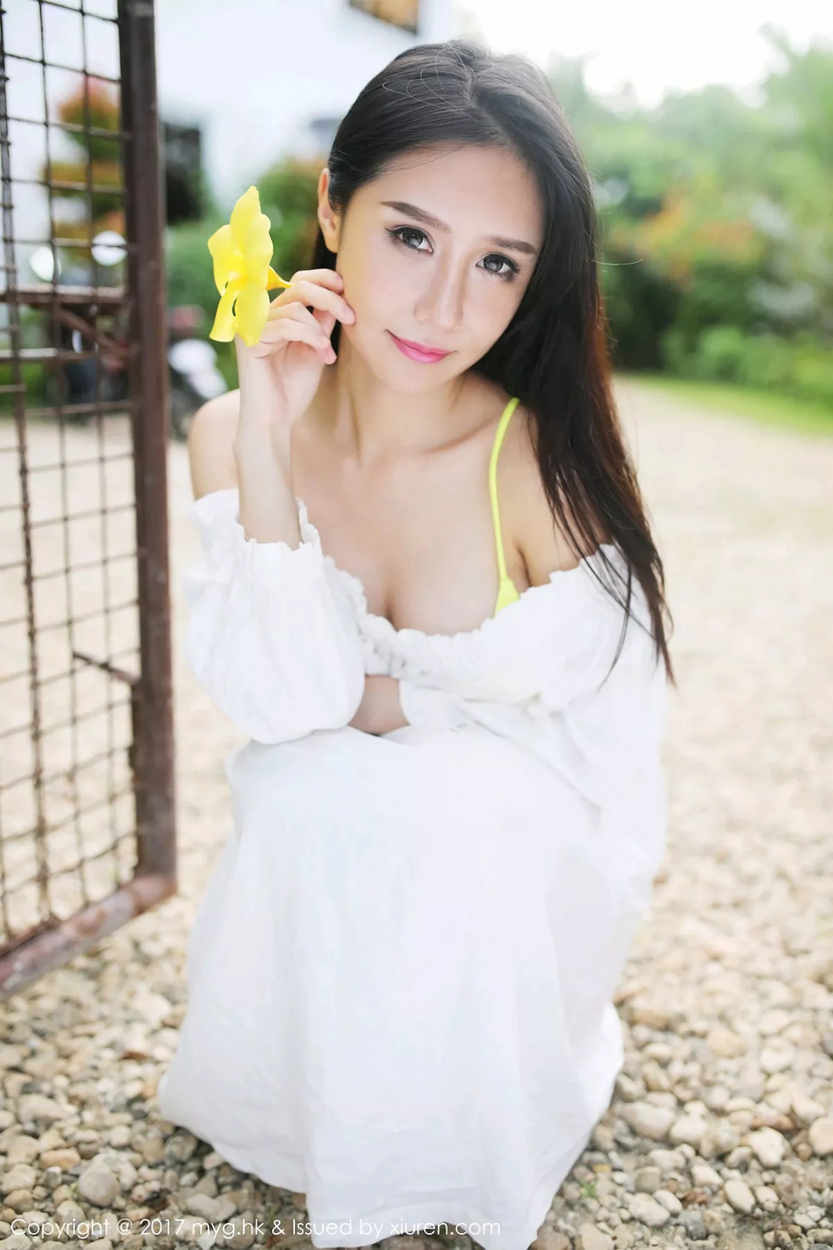 秀人集.com_[MyGirl美媛馆]Vol.260_嫩模女神于大乔薄荷岛旅拍黄色比基尼湿身秀美乳诱惑写真48P
