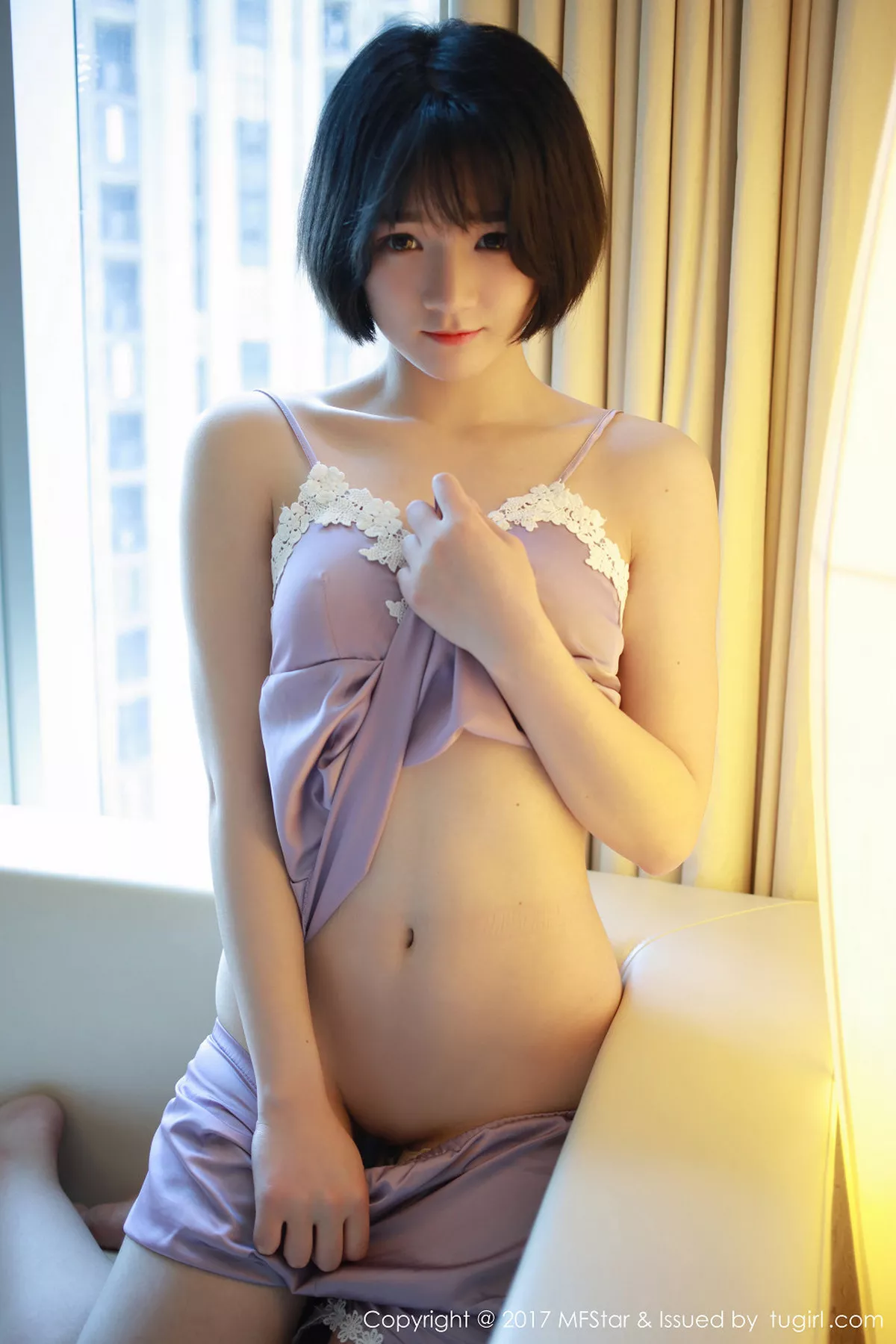 秀人集.com_[MFStar模范学院]Vol.103_嫩模悦爷妖精居家私房吊带睡裙半脱秀豪乳翘臀诱惑写真45P