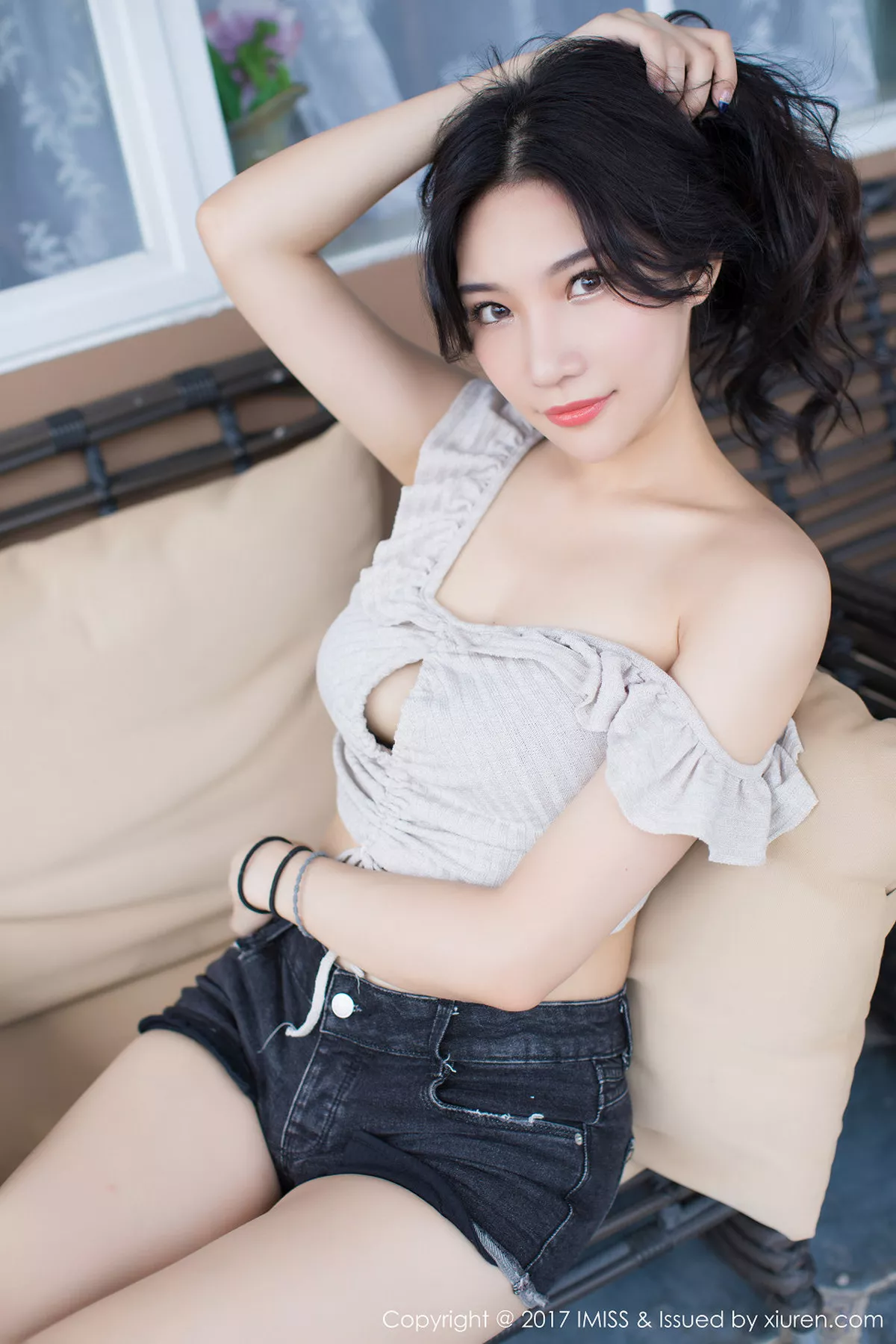 秀人集.com_[IMISS爱蜜社]Vol.182_嫩模小狐狸Sica七夕情人节福利海边沙滩性感比基尼写真45P