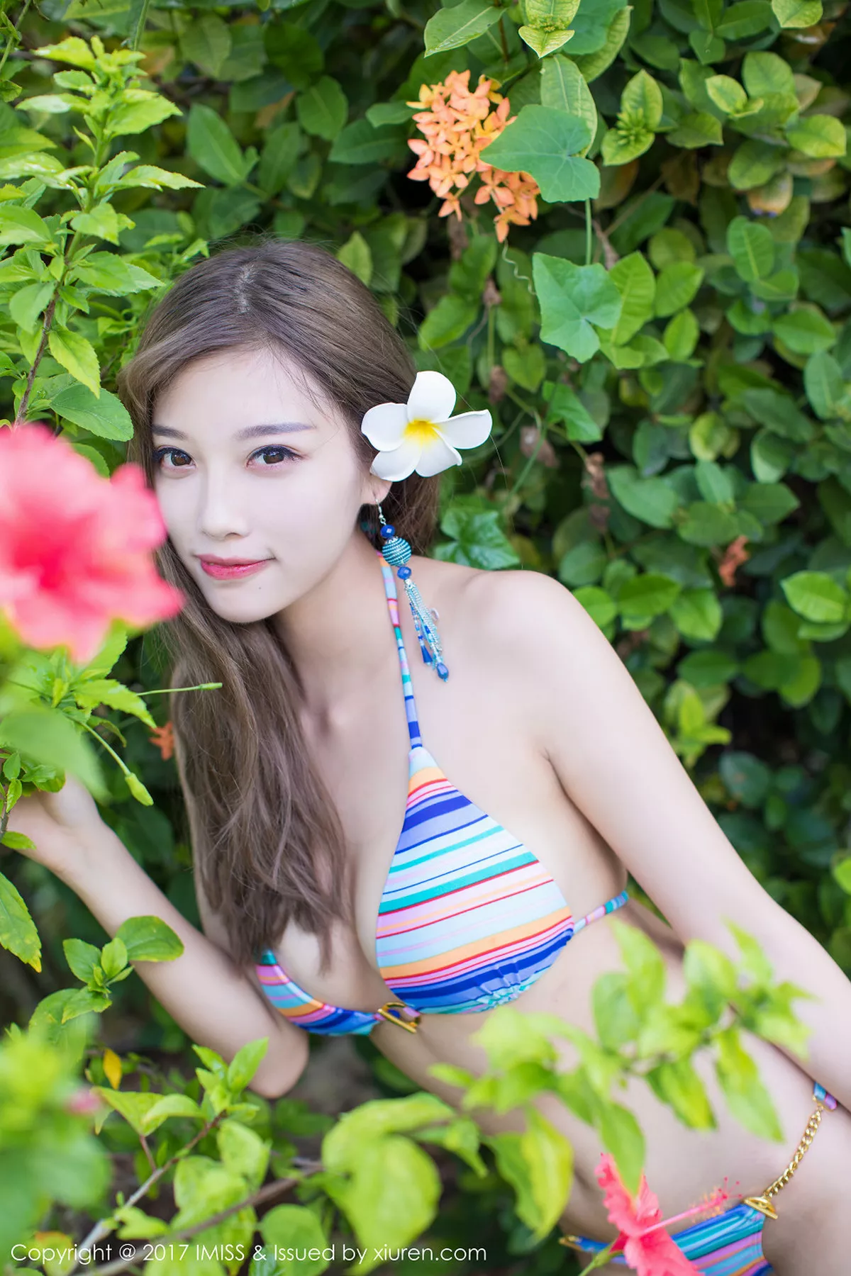 秀人集.com_[IMISS爱蜜社]Vol.183_女神杨晨晨sugar塞班岛旅拍白色蕾丝情趣内衣完美诱惑写真45P