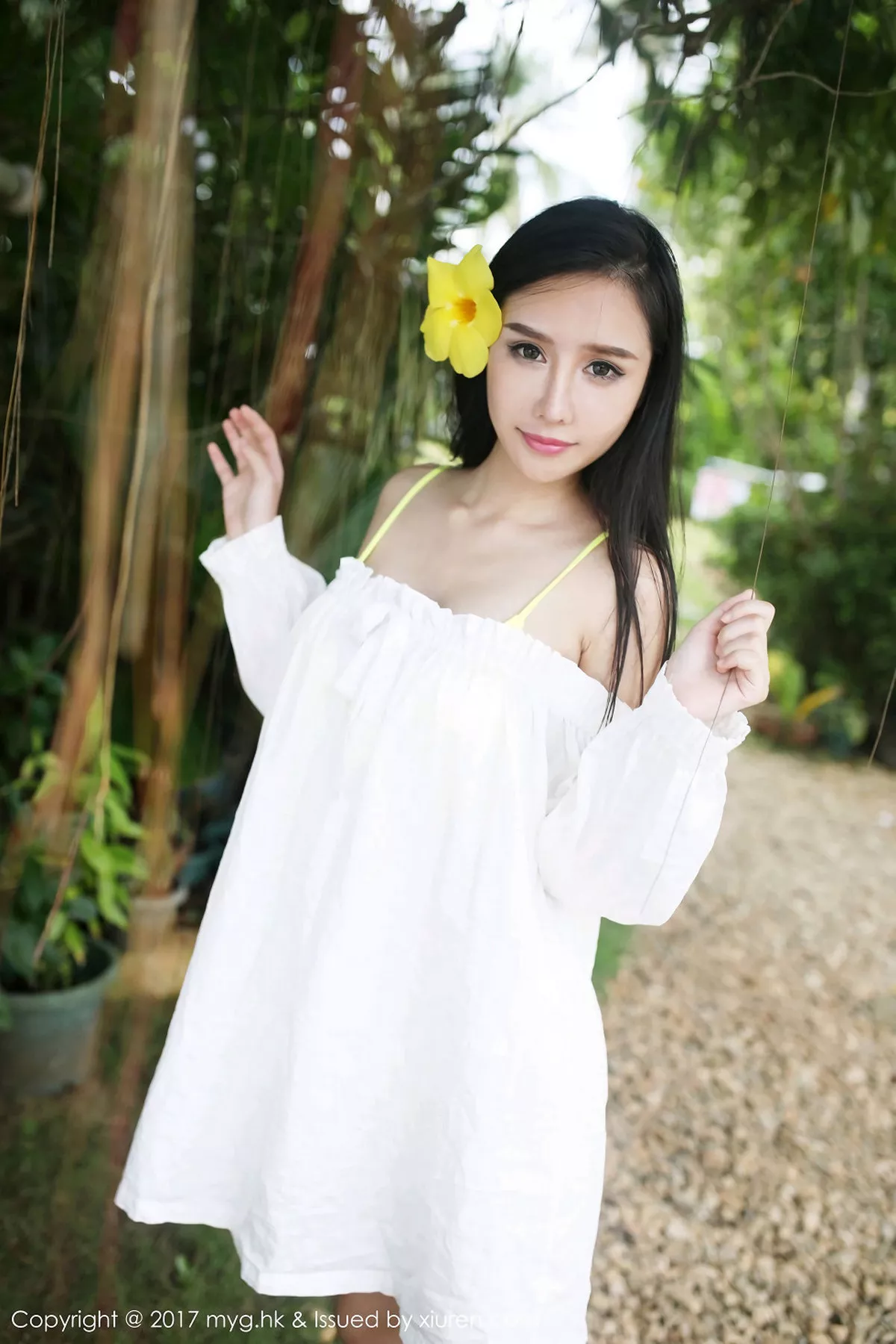 秀人集.com_[MyGirl美媛馆]Vol.260_嫩模女神于大乔薄荷岛旅拍黄色比基尼湿身秀美乳诱惑写真48P