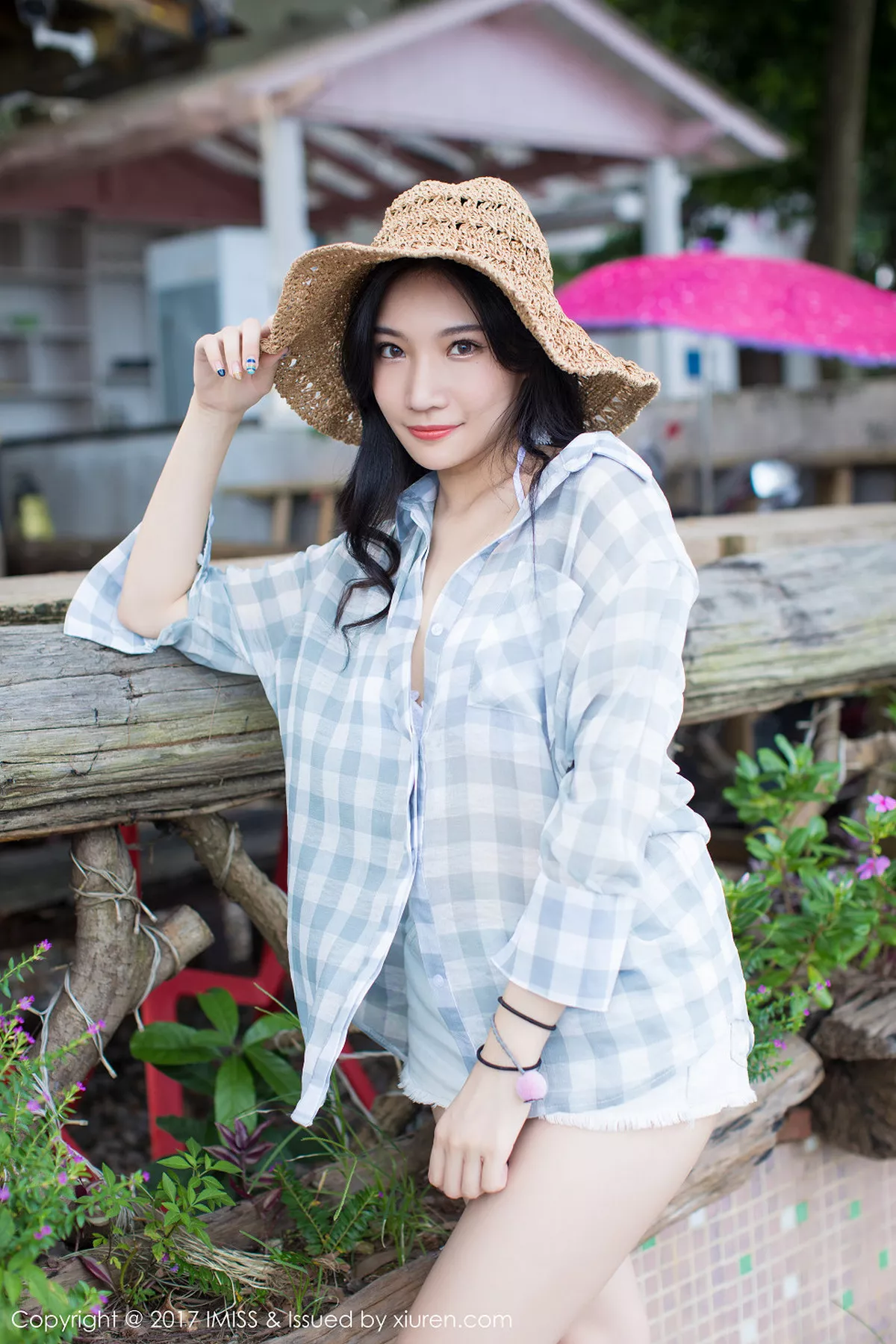 秀人集.com_[IMISS爱蜜社]Vol.182_嫩模小狐狸Sica七夕情人节福利海边沙滩性感比基尼写真45P