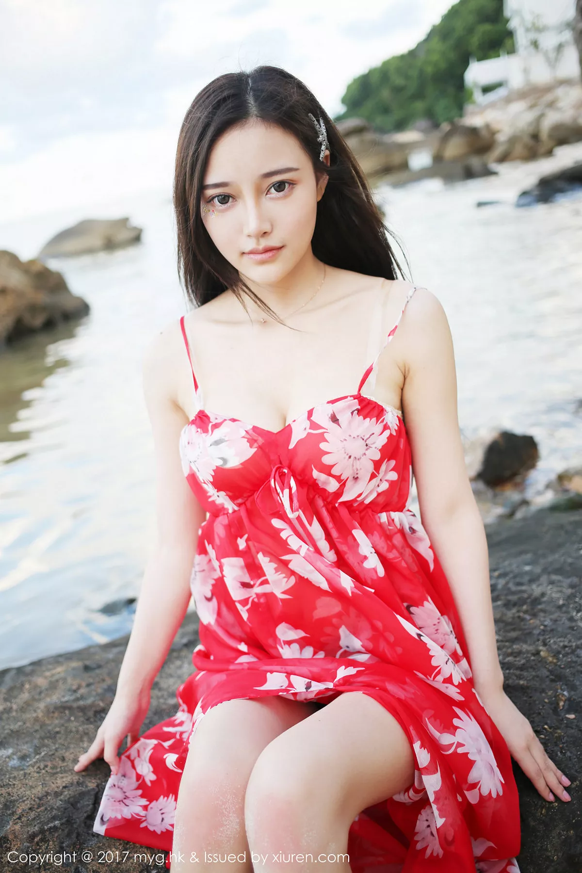 秀人集.com_[MyGirl美媛馆]Vol.264_嫩模唐琪儿il越南旅拍波西米亚风红色吊带裙性感写真51P