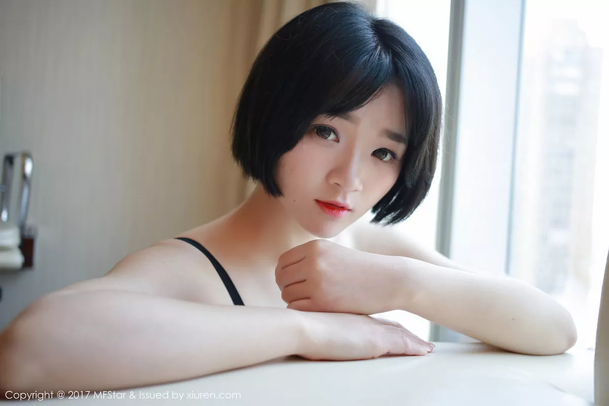 秀人集.com_[MFStar模范学院]Vol.110_嫩模悦爷妖精黑色蕾丝情趣内衣透视秀美乳诱惑写真52P