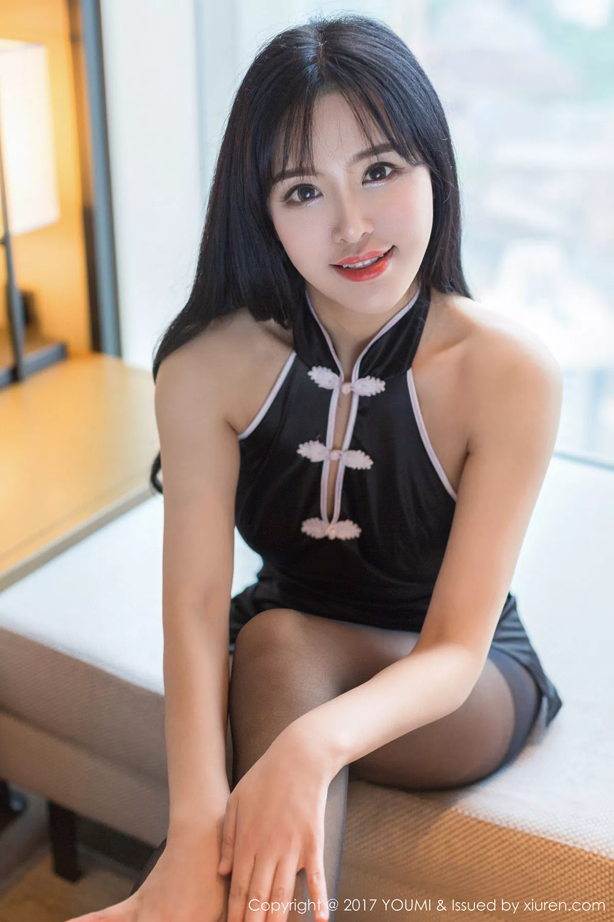 秀人集.com_[YouMi尤蜜荟]Vol.074_嫩模女神刘钰儿白色蕾丝边丝袜情趣内衣系列完美诱惑写真50P