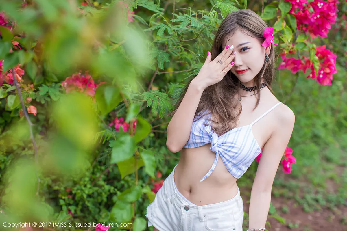 秀人集.com_[IMISS爱蜜社]Vol.189_甜美女神杨晨晨sugar塞班旅拍性感内衣秀迷人美腿写真35P