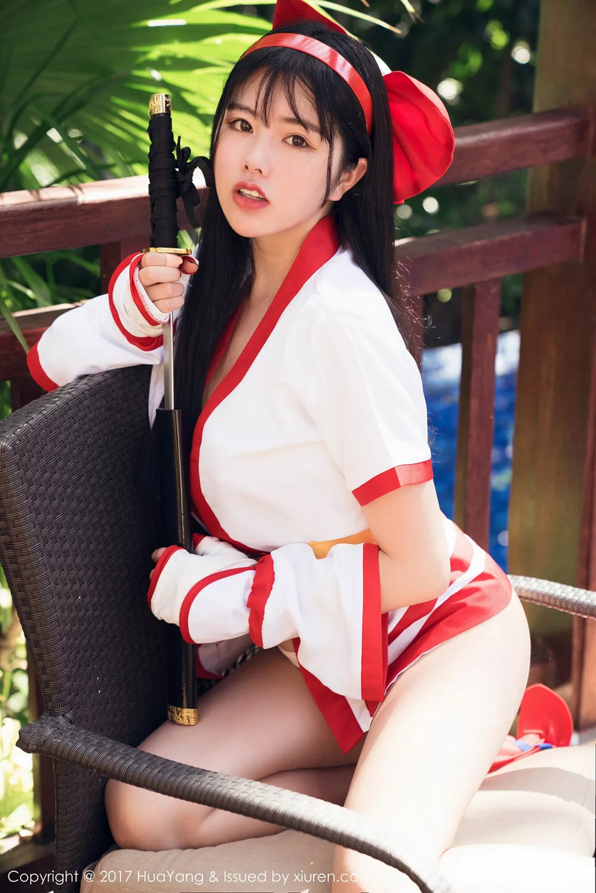 秀人集.com_[HuaYang花漾]Vol.018_女神娜露Selena三亚旅拍荣耀玩家最强福利泳池全裸诱惑写真40P