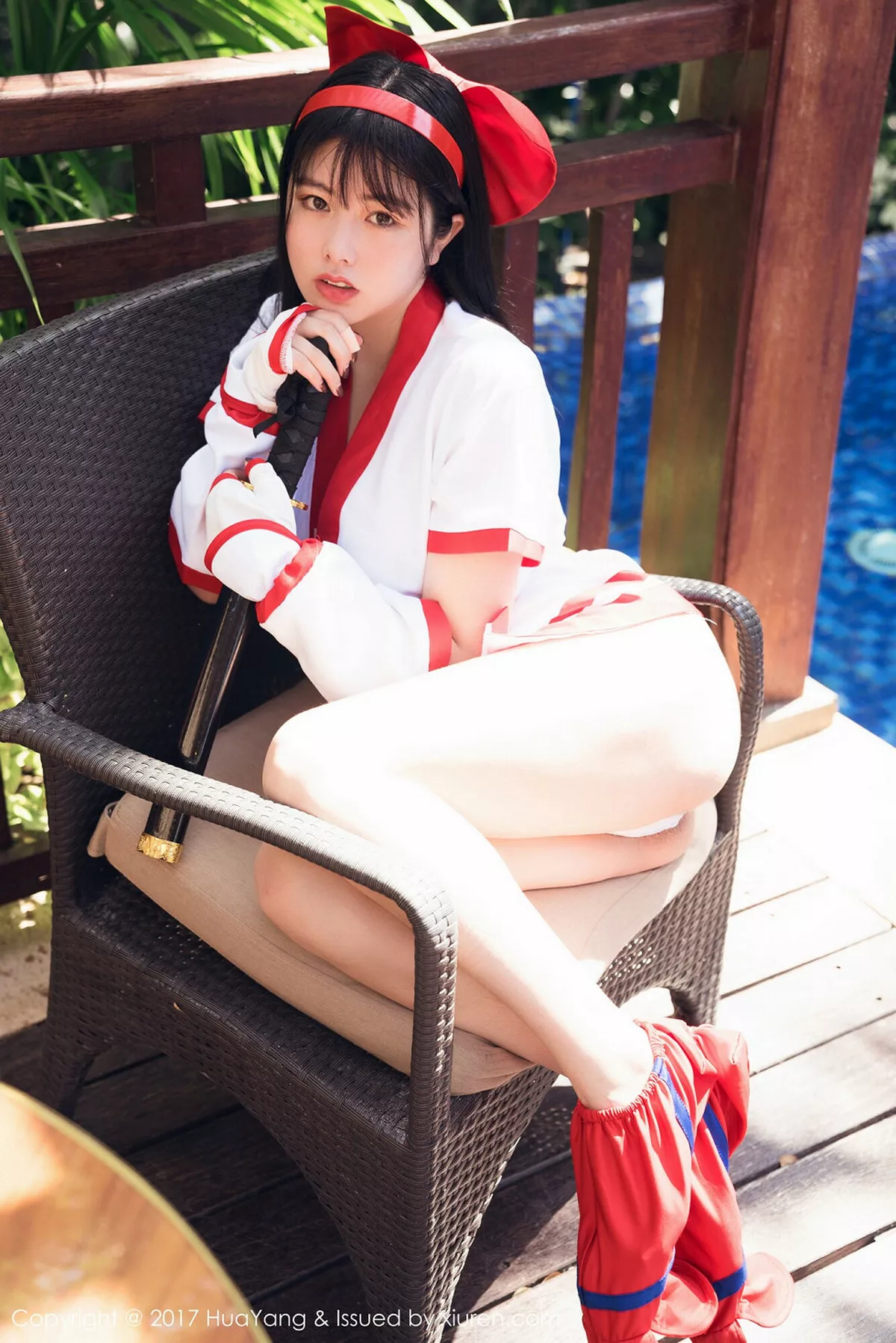 秀人集.com_[HuaYang花漾]Vol.018_女神娜露Selena三亚旅拍荣耀玩家最强福利泳池全裸诱惑写真40P